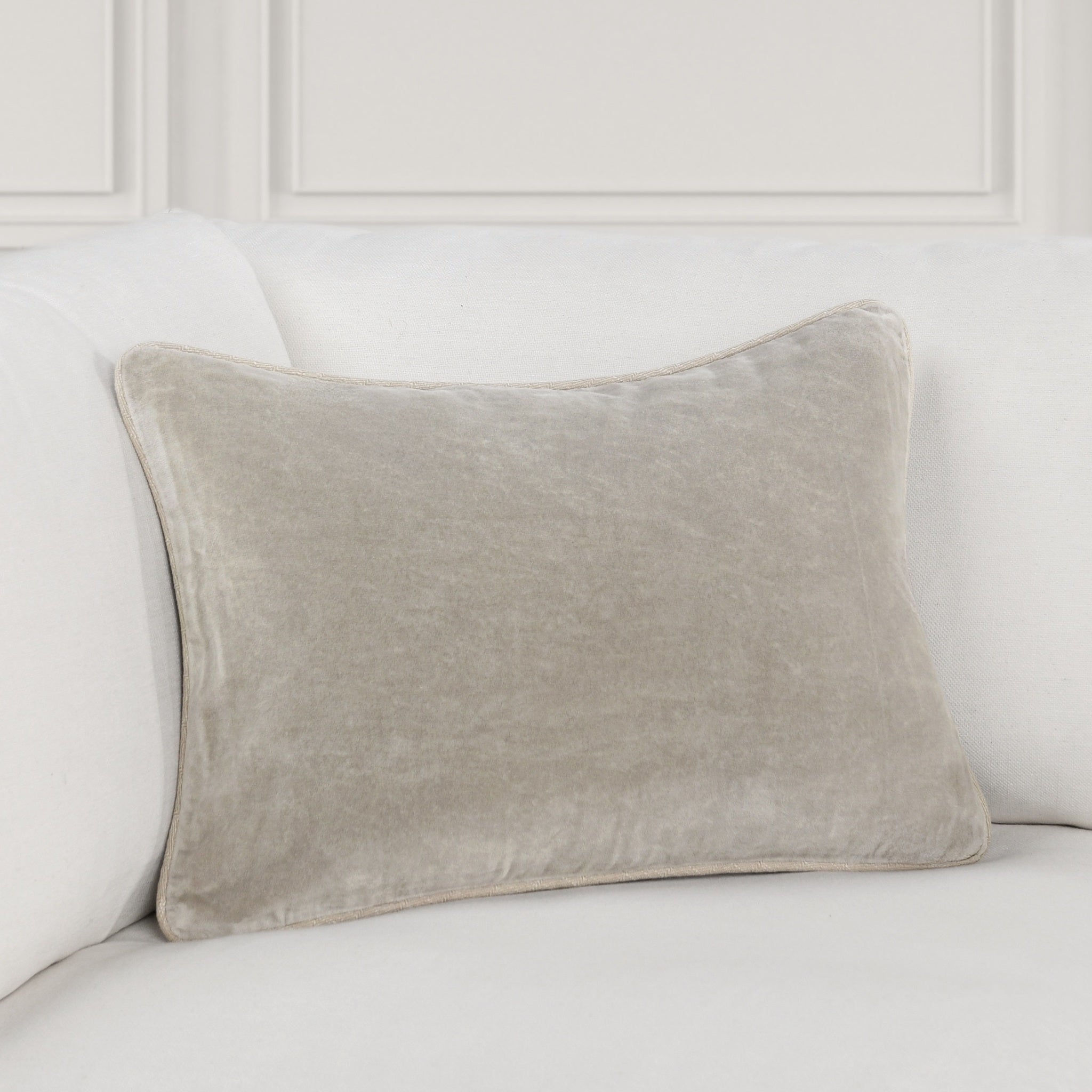 SLD Heirloom Velvet Multiple Sizes - Silver - 18"x18"