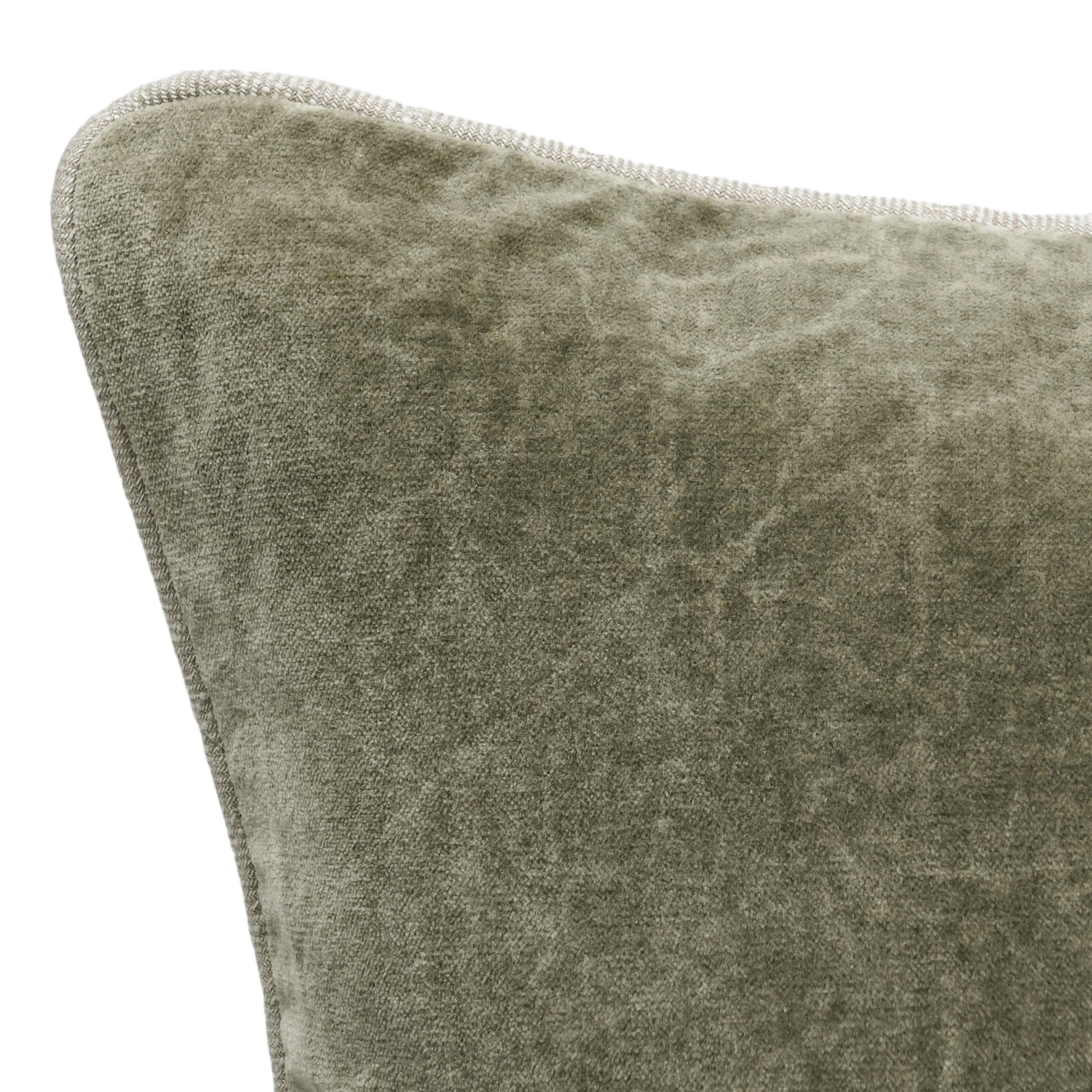 SLD Heirloom Velvet Multiple Sizes - Moss - 18"x18"