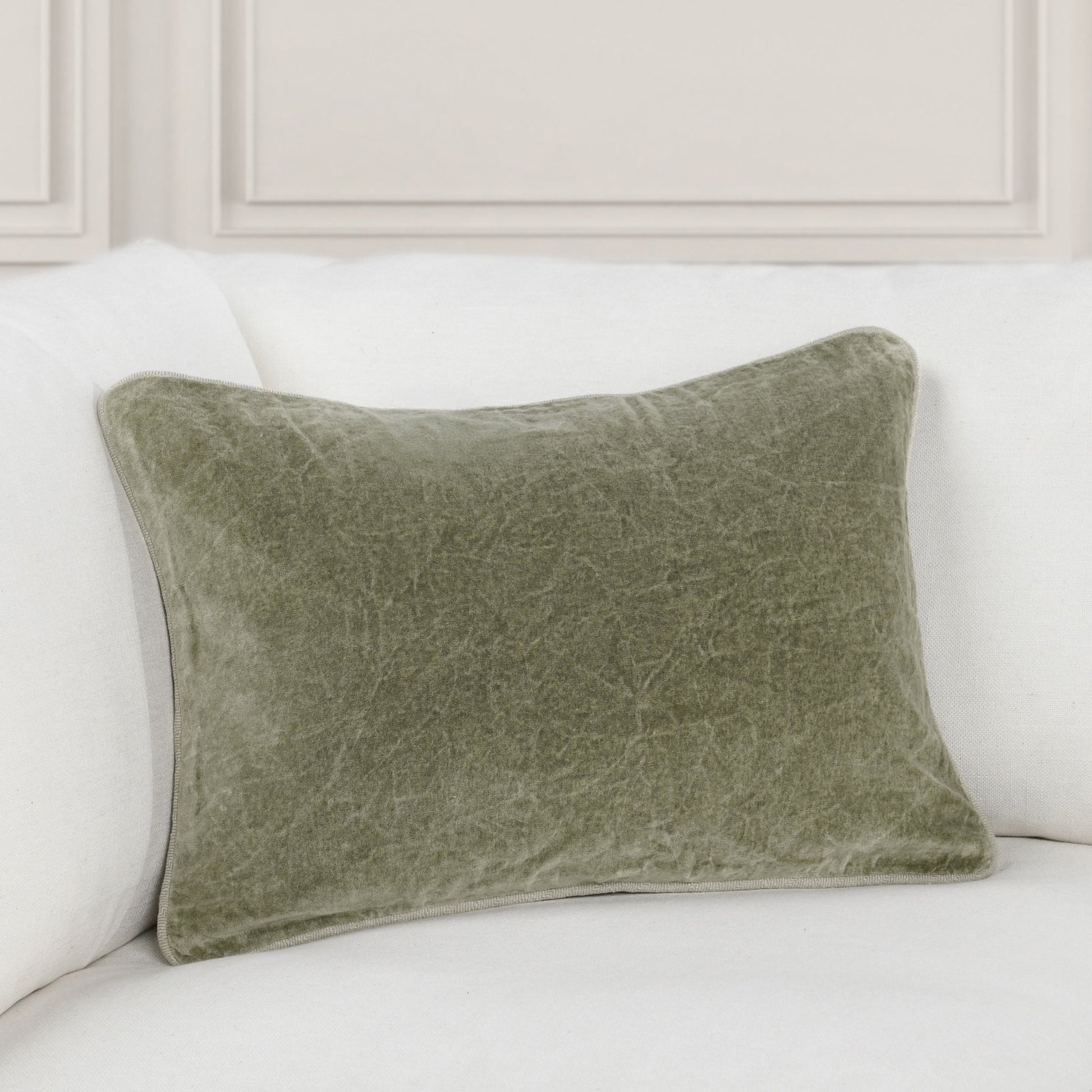 SLD Heirloom Velvet Multiple Sizes - Moss - 18"x18"