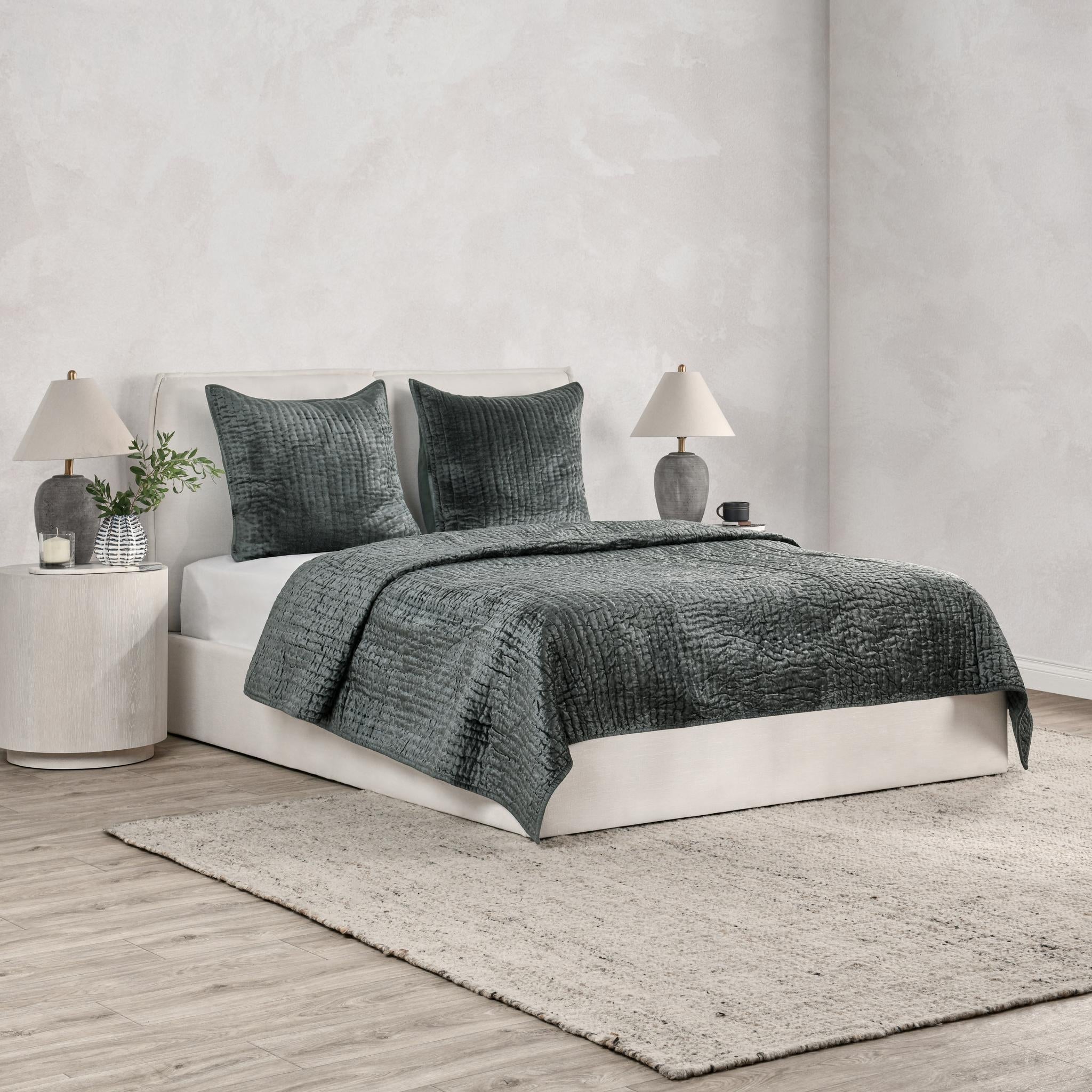Bari Velvet Quilt Collection - Bay Green - King / Set