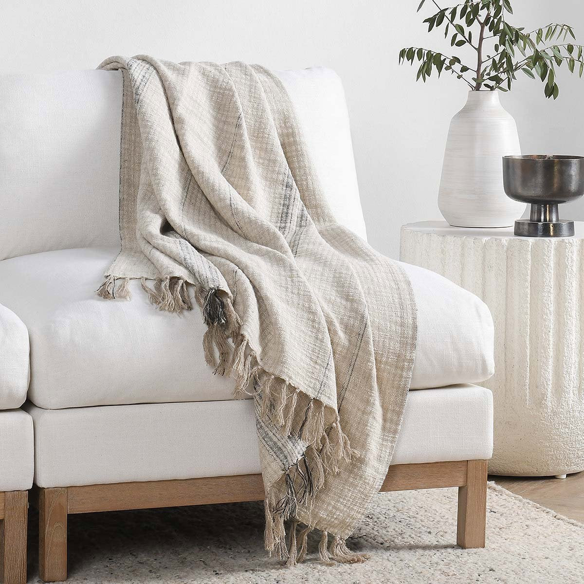 TC Ria Throw 50x70 - Natural/Black