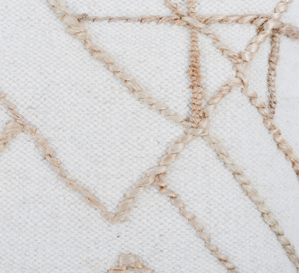 CP Sintra Ivory/Natural 22x22