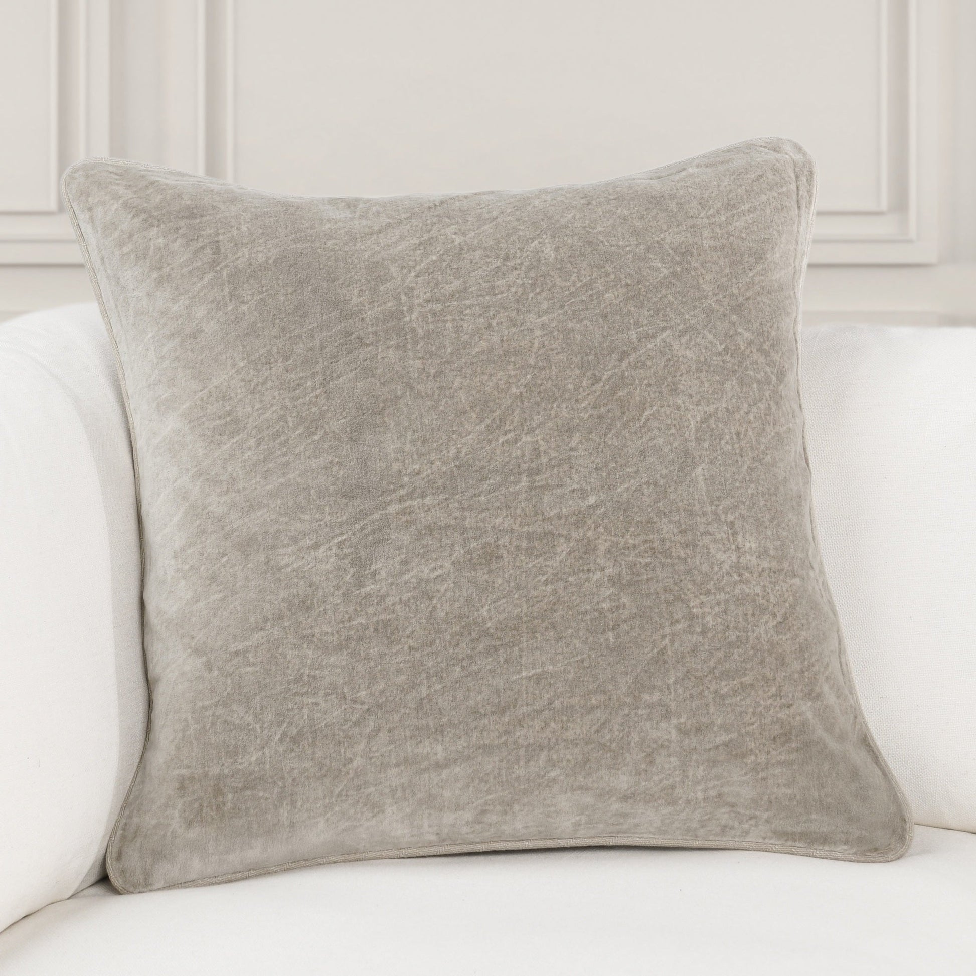 SLD Heirloom Velvet Multiple Sizes - Silver - 18"x18"