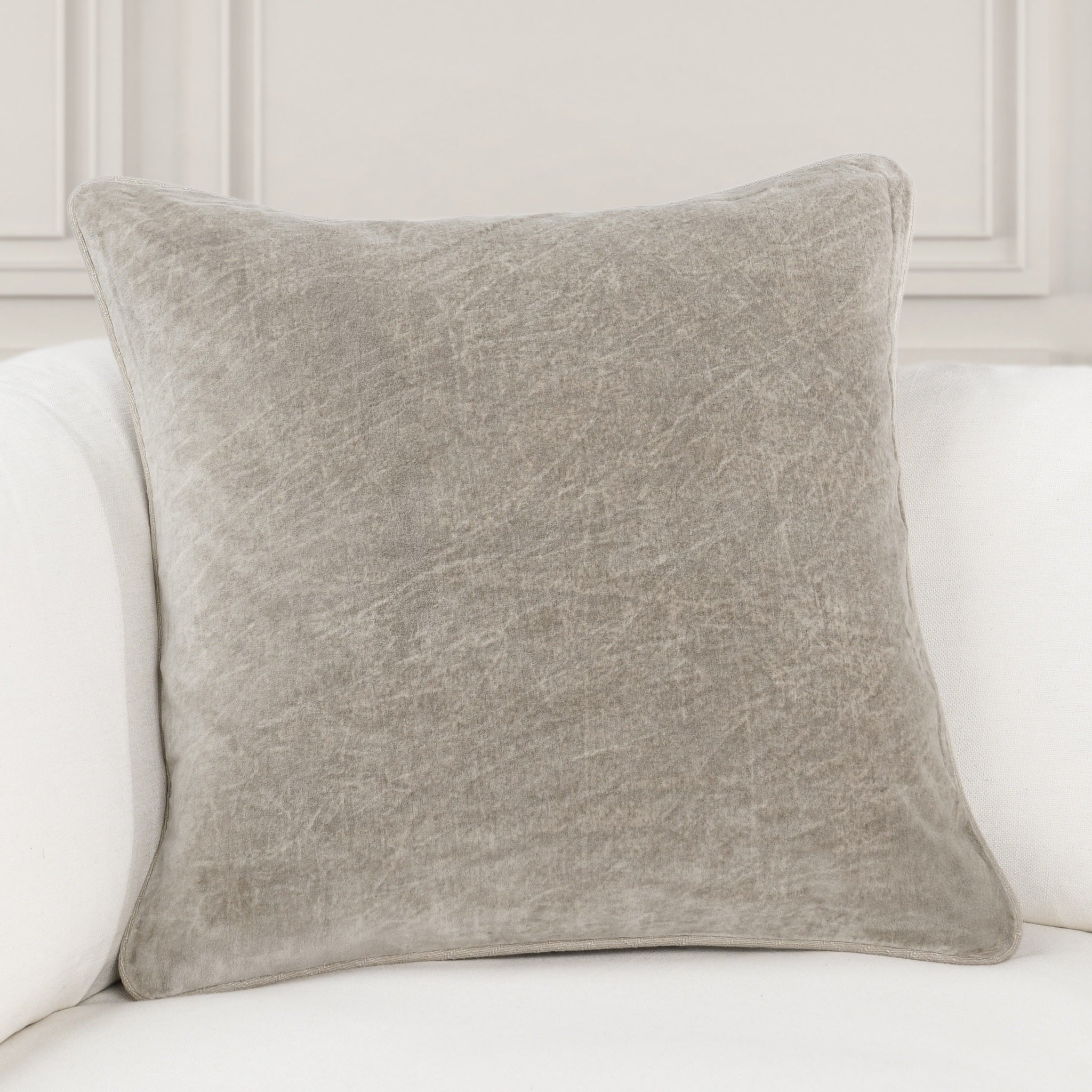 SLD Heirloom Velvet Multiple Sizes - Silver - 18"x18"