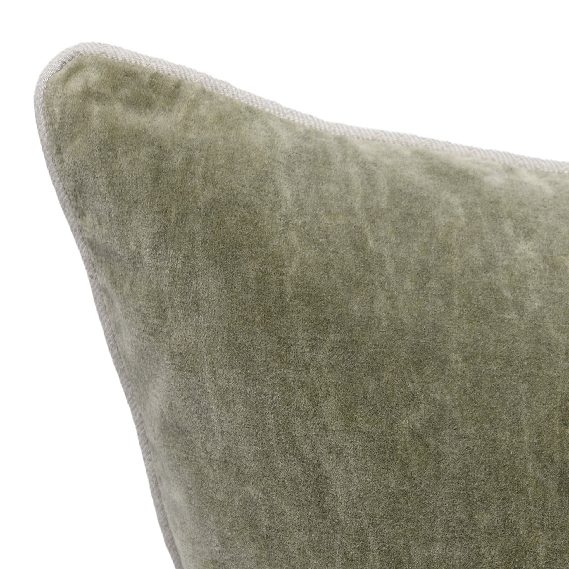 SLD Heirloom Velvet Multiple Sizes - Moss - 18"x18"