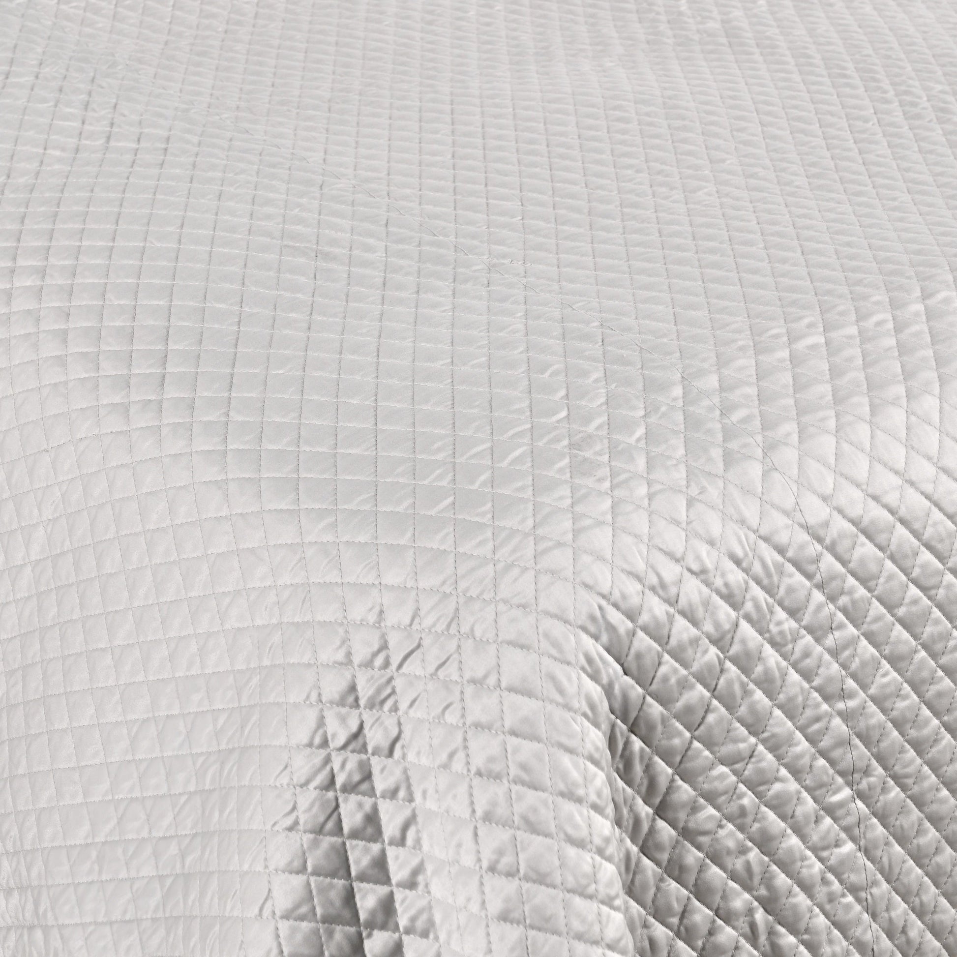 Diamond Quilt Collection - Silver - King / Set