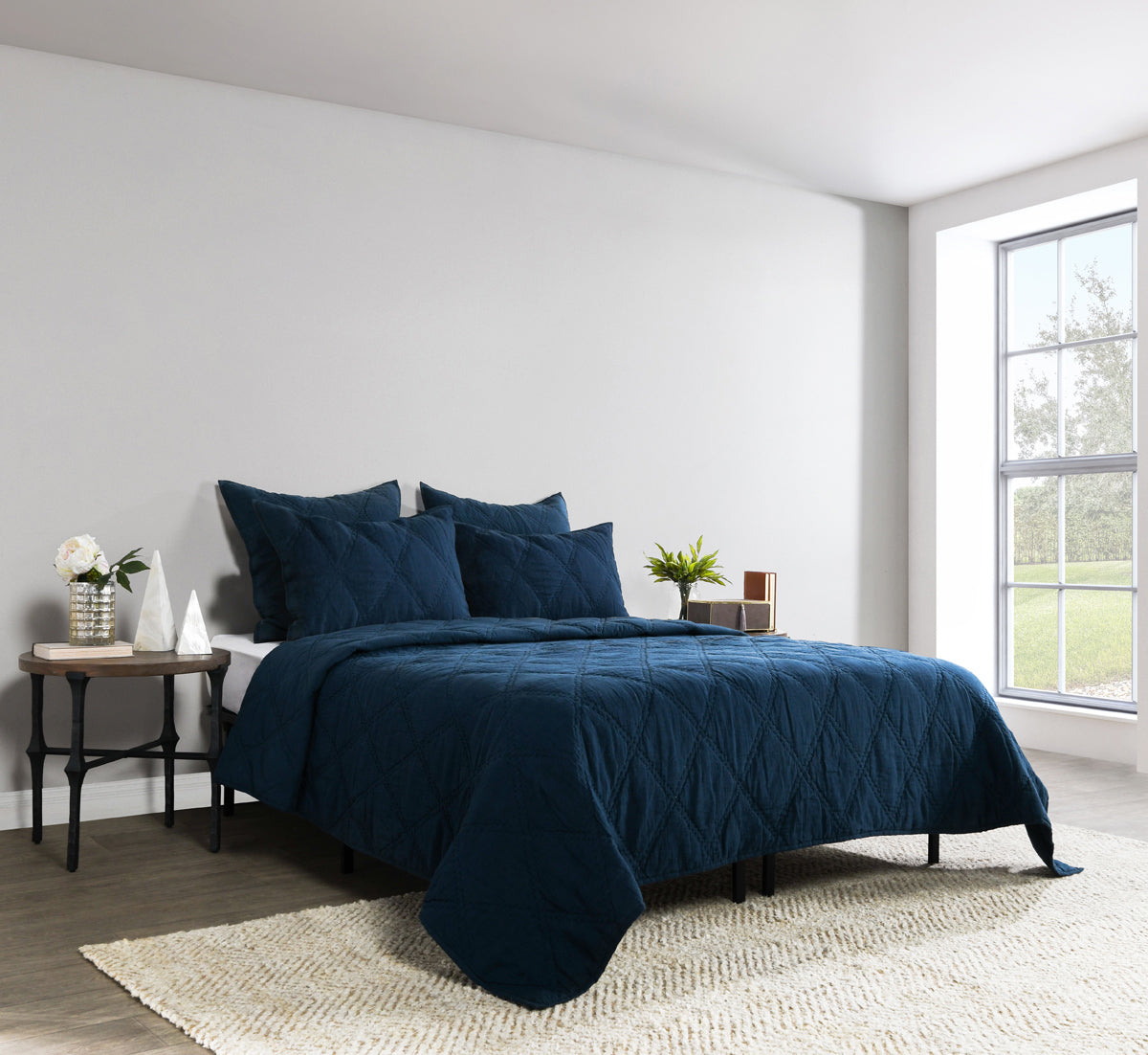 Caleb Hand Stitched Quilt - Midnight Blue - King / Set