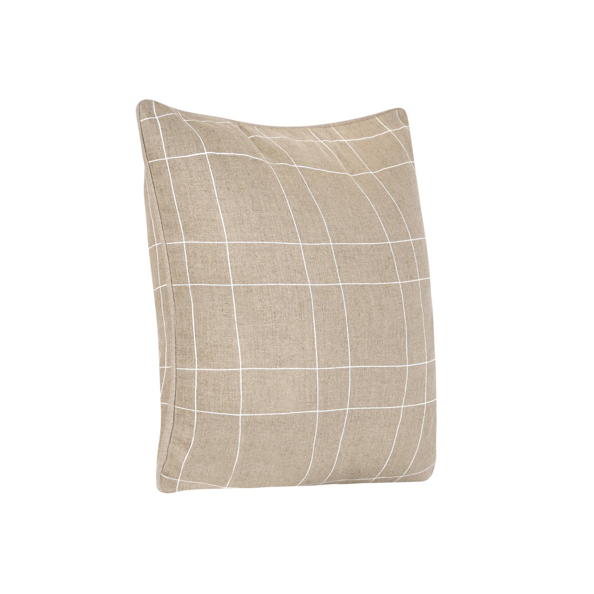 DV Mira White 26x26