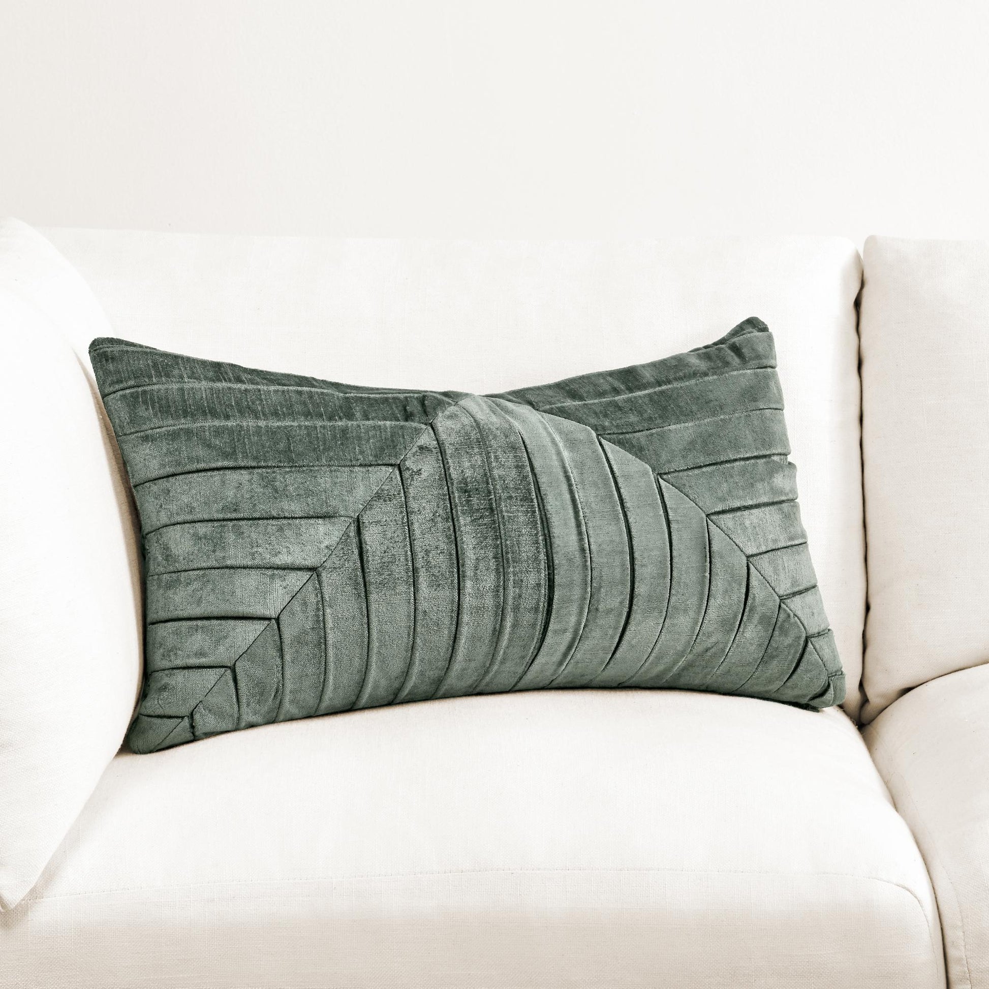 DV Aubry 14x26 - Ivory - Forest Green