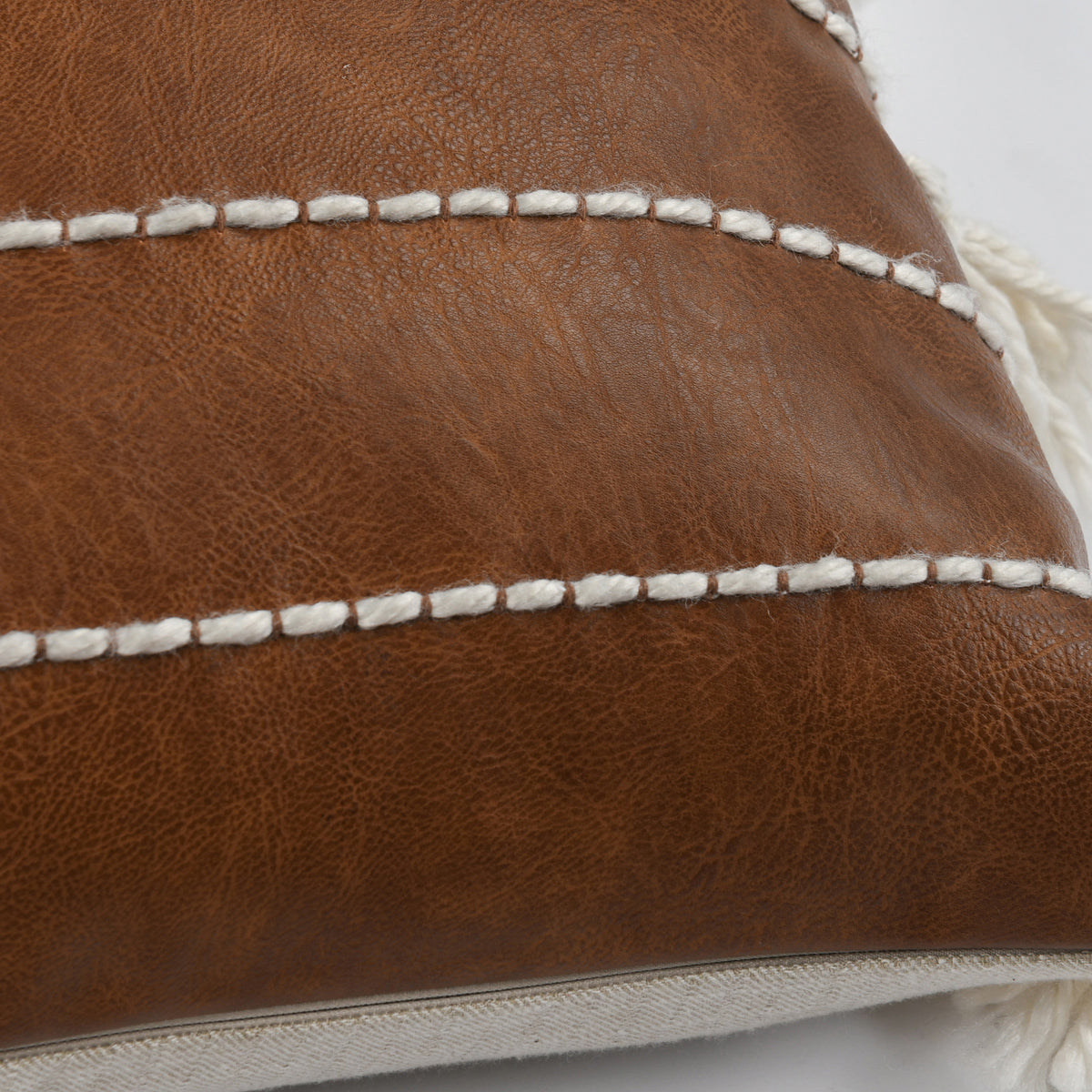 DV Ezekiel Vegan Leather Brown 18x18