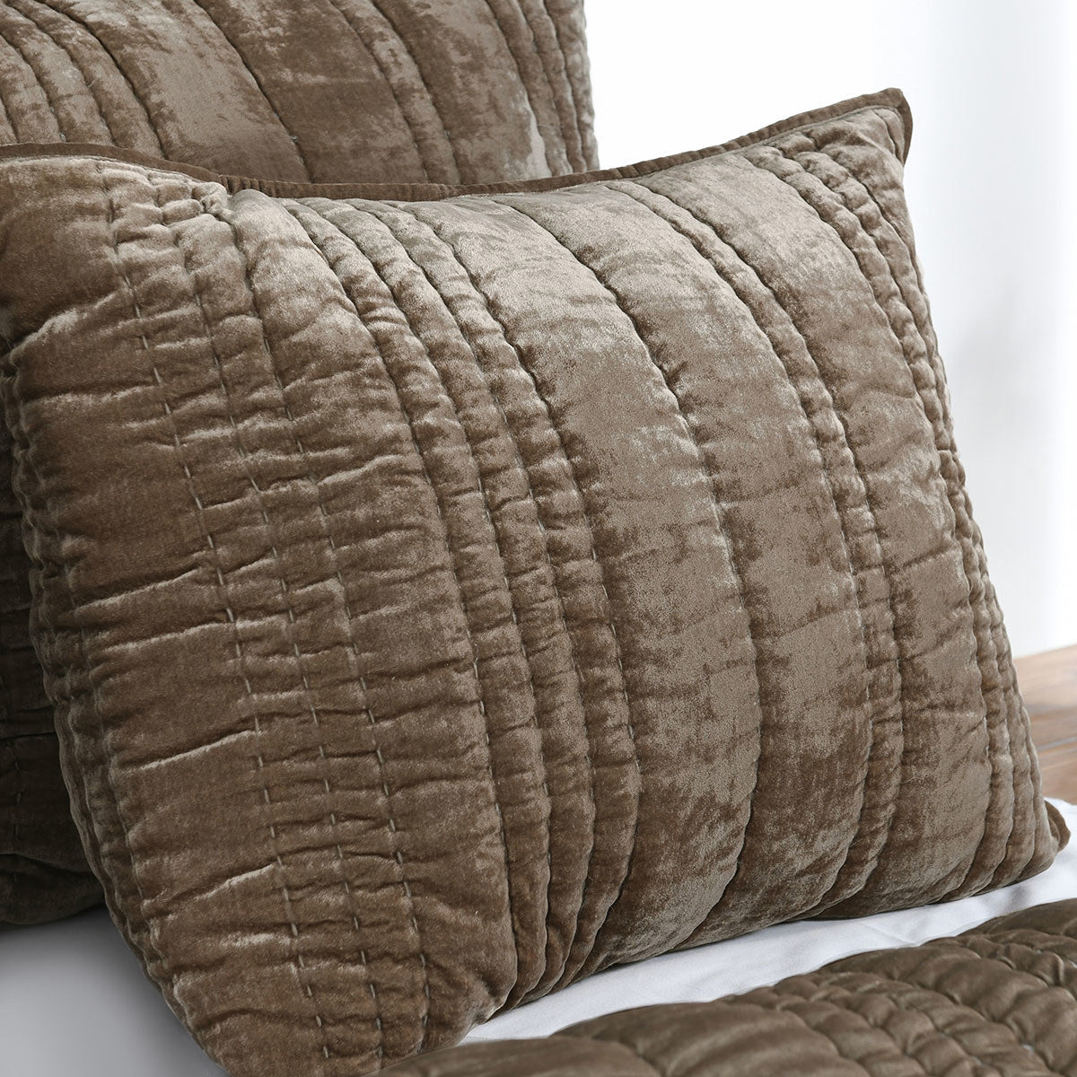 Seville Quilt Collection - Desert Taupe - King / Set