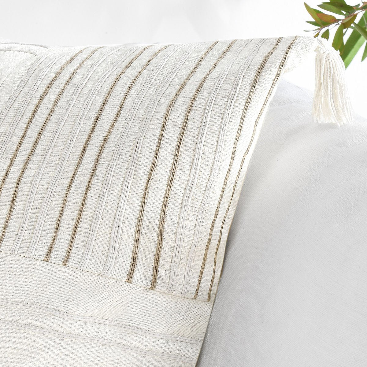 ST Apana Multiple Sizes - Ivory/Natural - 14"x26"