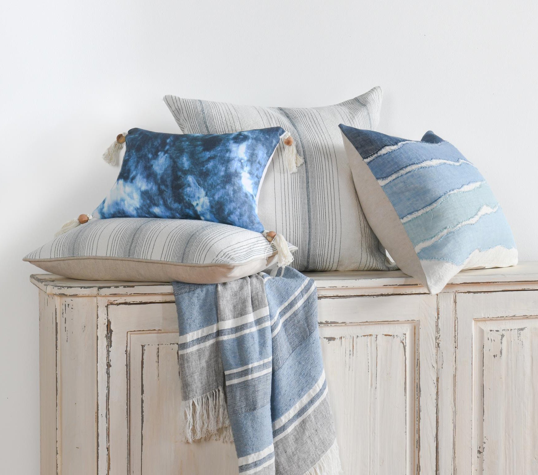 ST Theta Multiple Sizes - Capri Blue - 26"x26"