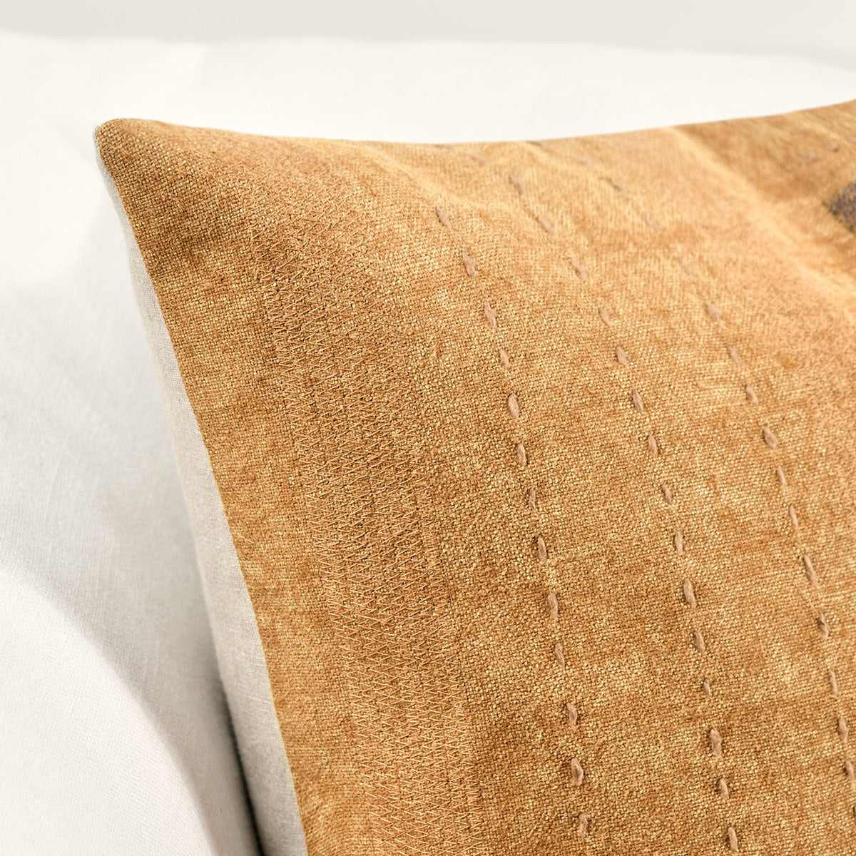 VC Origin - Chestnut Brown - 22"x22"