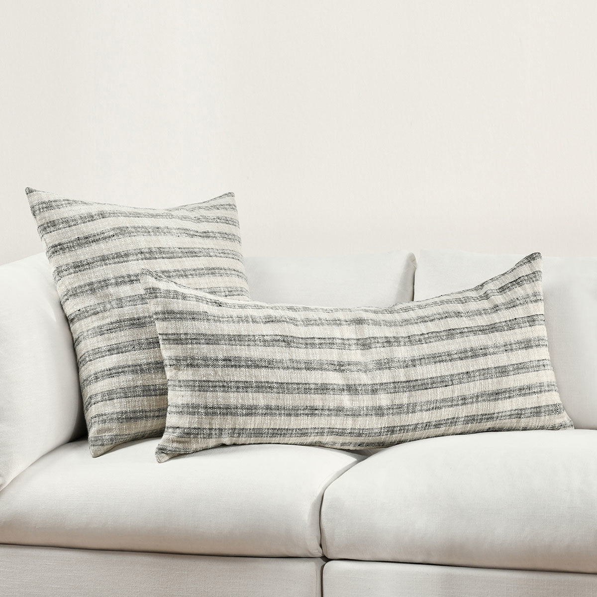 VC Linna Multiple Sizes - Natural/Black - 16"x36"