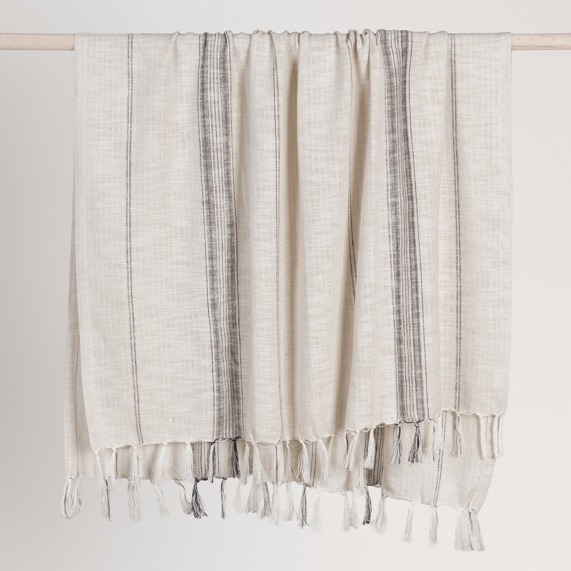 TC Ria Throw 50x70 - Natural/Black