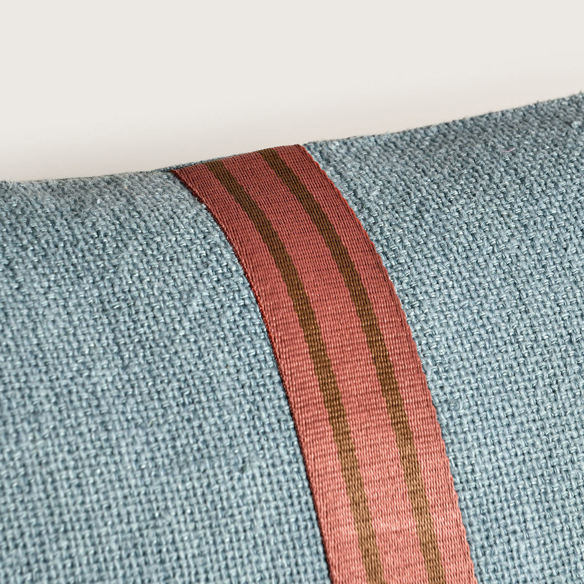 BW Breton Blue Multi 22x22