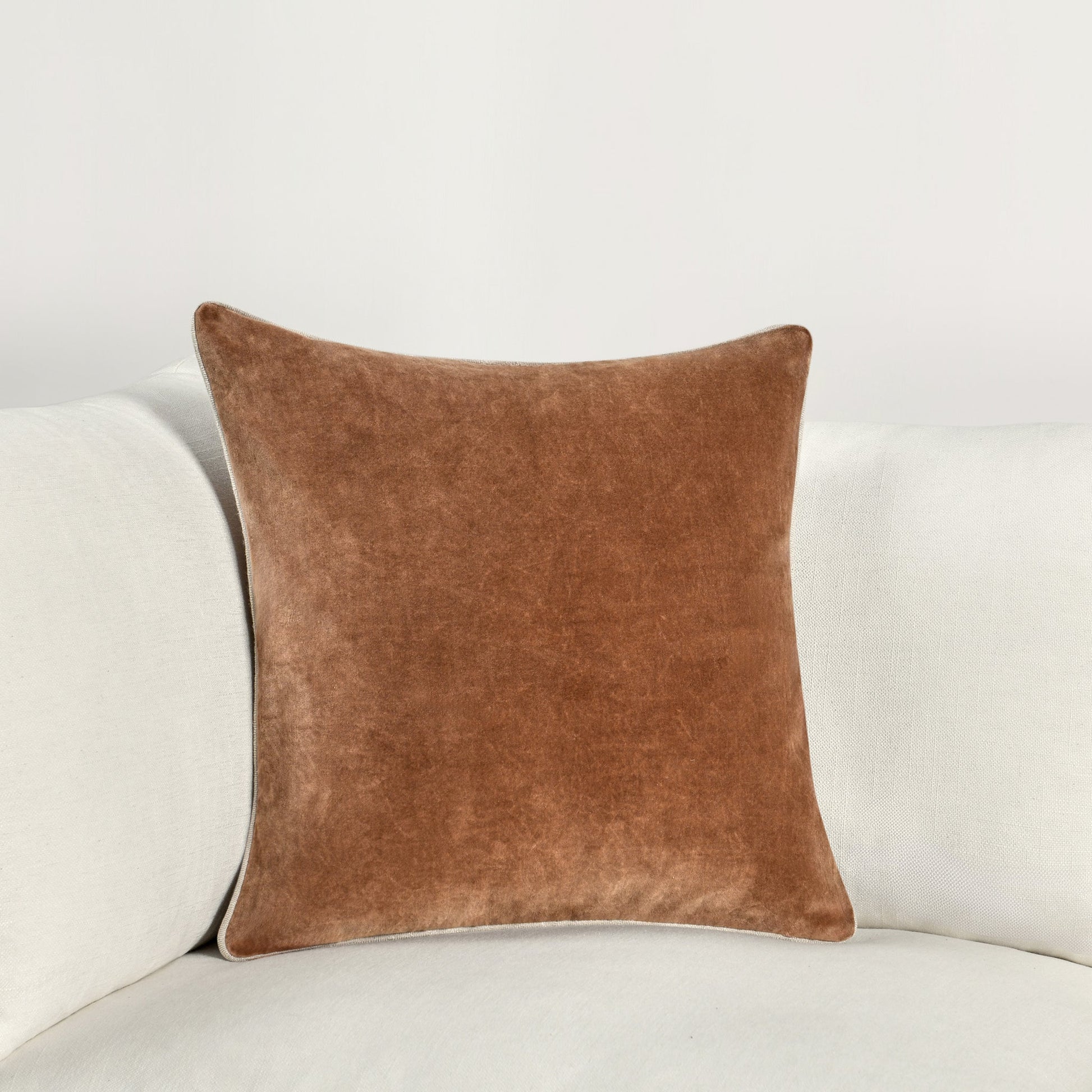 SLD Heirloom Velvet Multiple Sizes - Hazel - 22"x22"