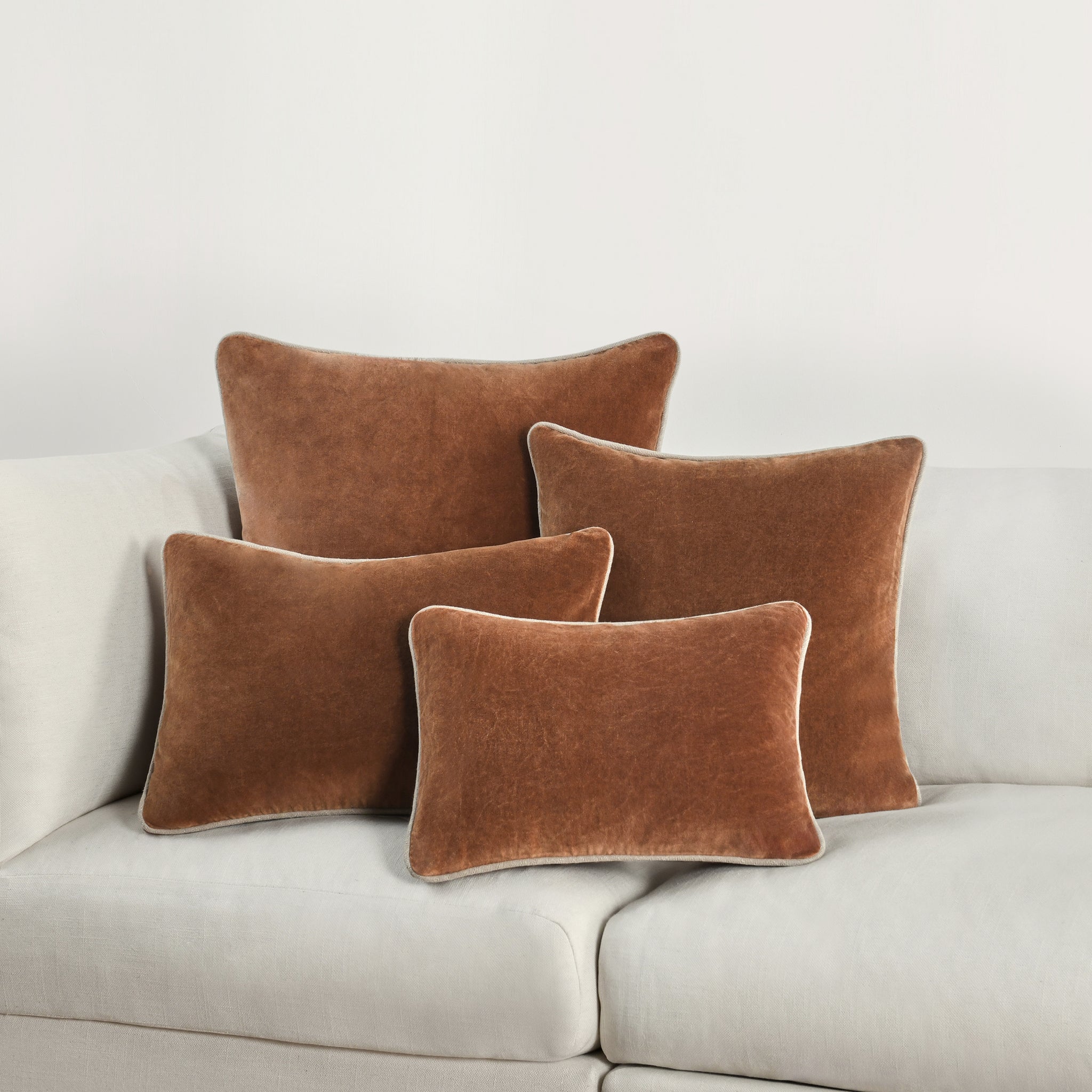 SLD Heirloom Velvet Multiple Sizes - Hazel - 22"x22"