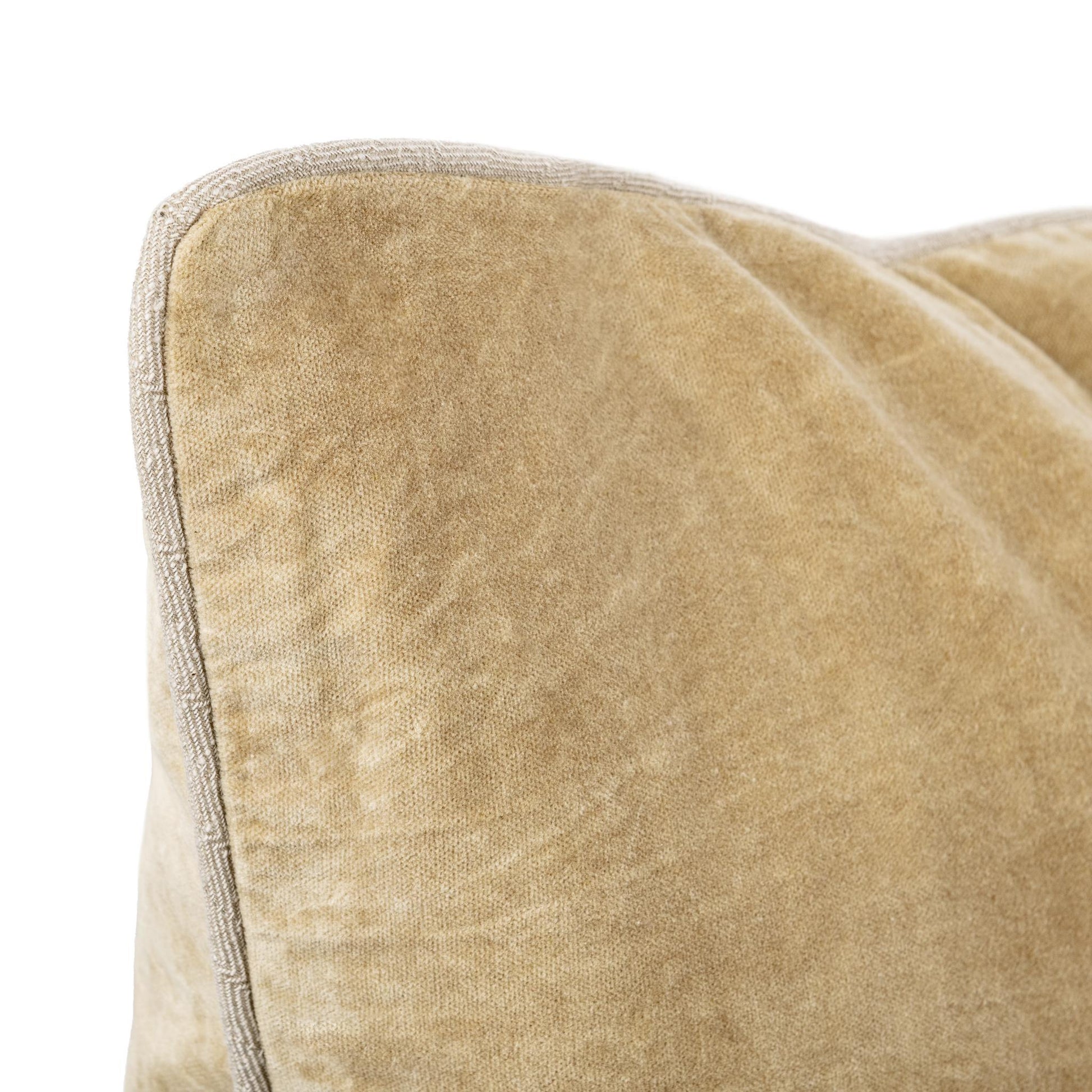 SLD Heirloom Velvet Multiple Sizes - Wheat - 18"x18"
