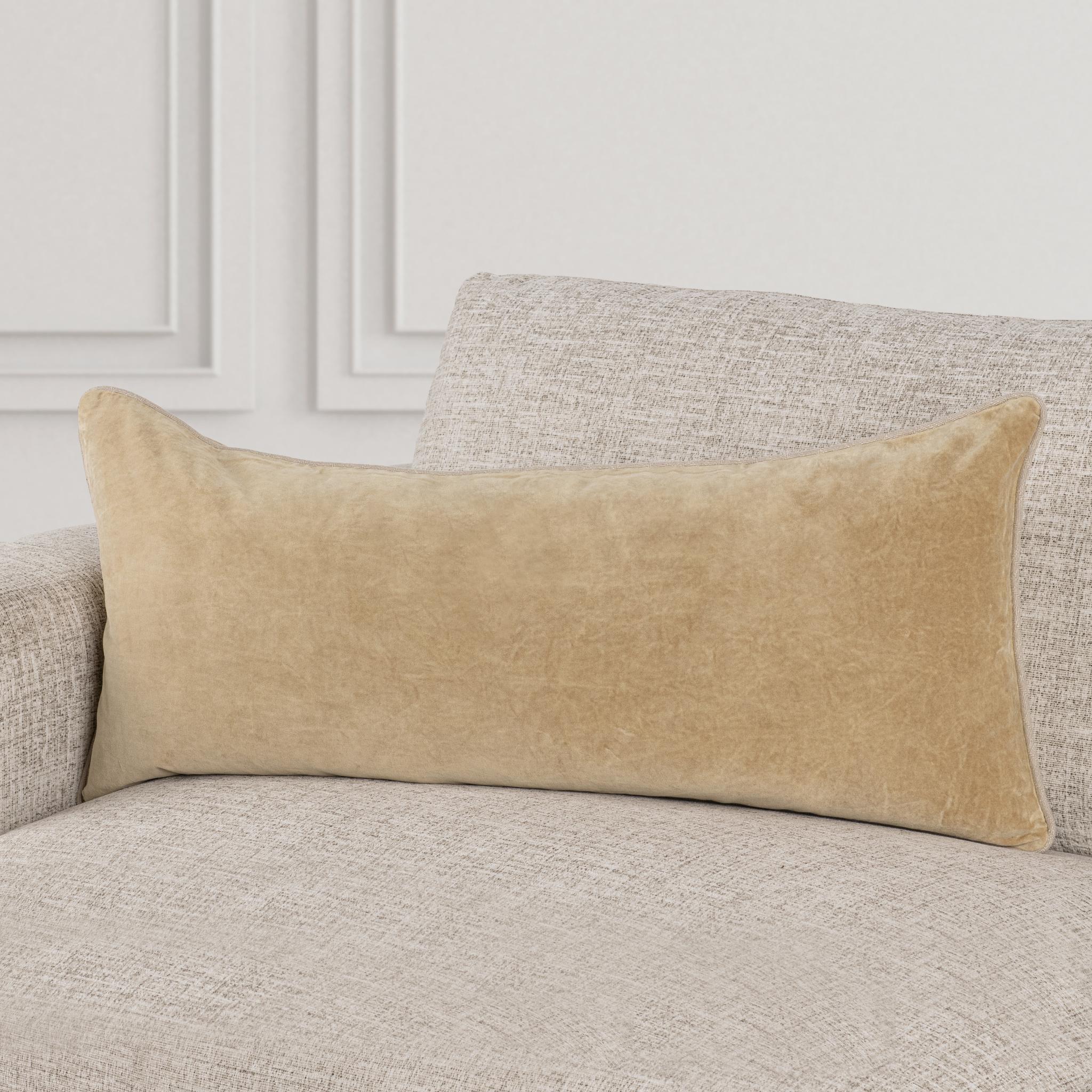 SLD Heirloom Velvet Multiple Sizes - Wheat - 18"x18"