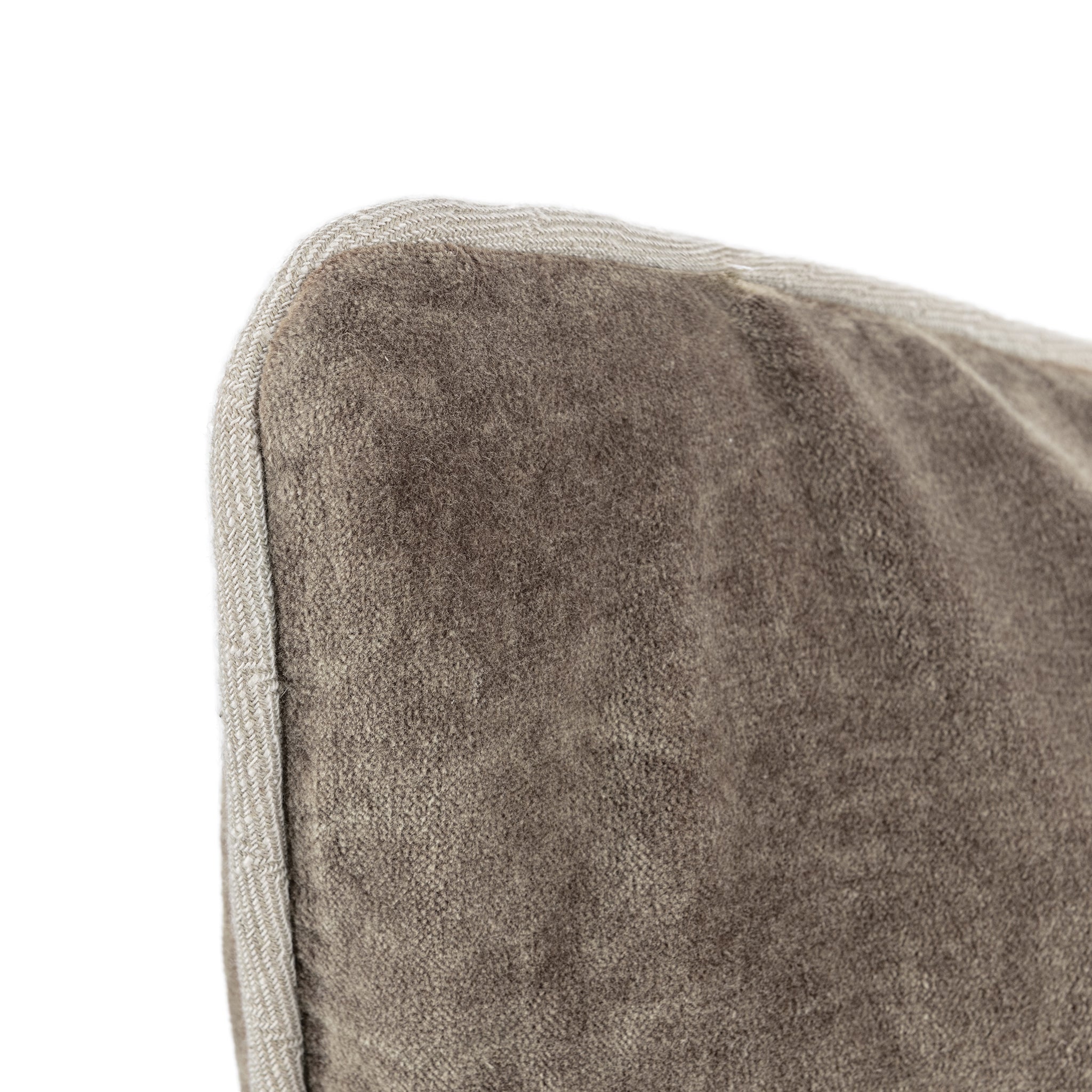 SLD Heirloom Velvet Multiple Sizes - Desert - 18"x18"