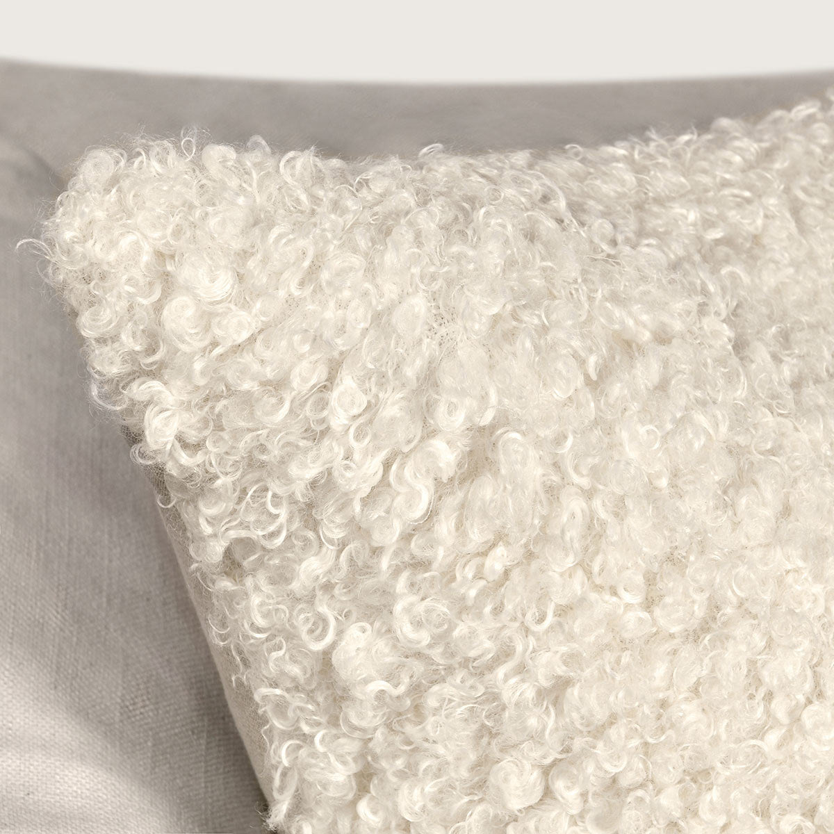 RN Carters Multiple Sizes - Ivory - 22"x22"