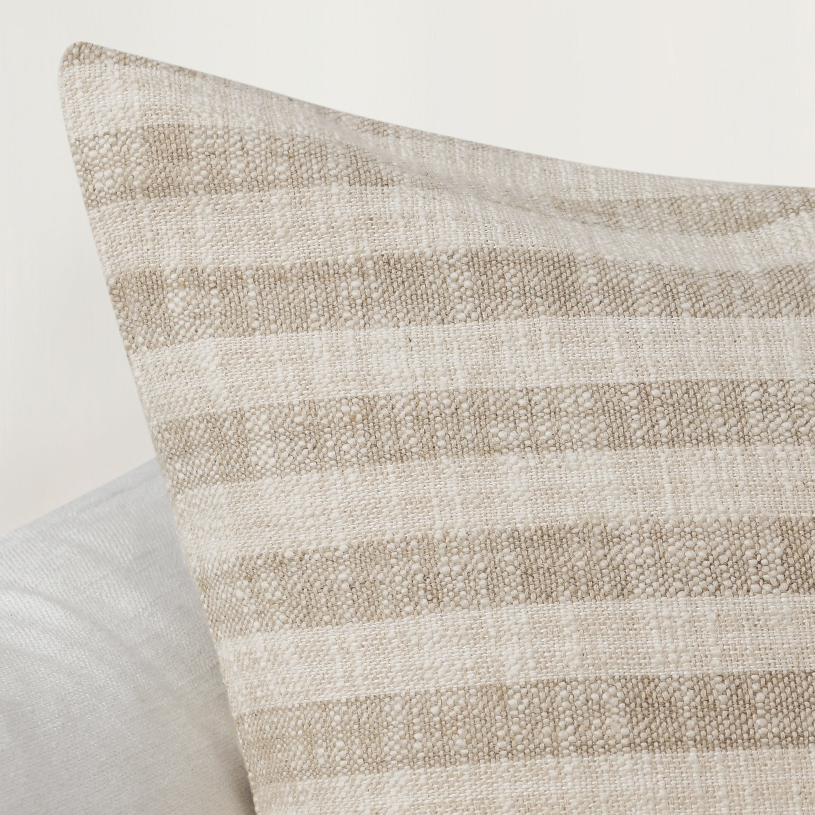 VC Linna Multiple Sizes - Ivory/Natural - 24"x24"