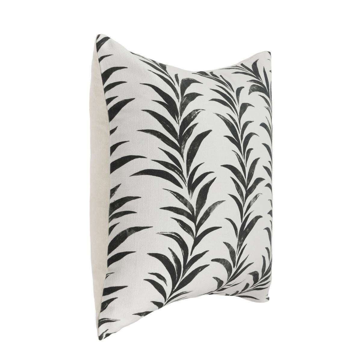RO Alula Multiple Sizes - Black/White - 22"x22"