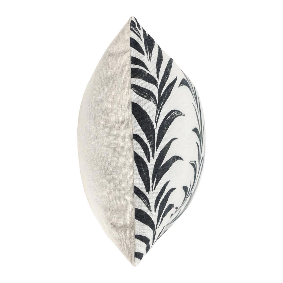 RO Alula Multiple Sizes - Black/White - 22"x22"