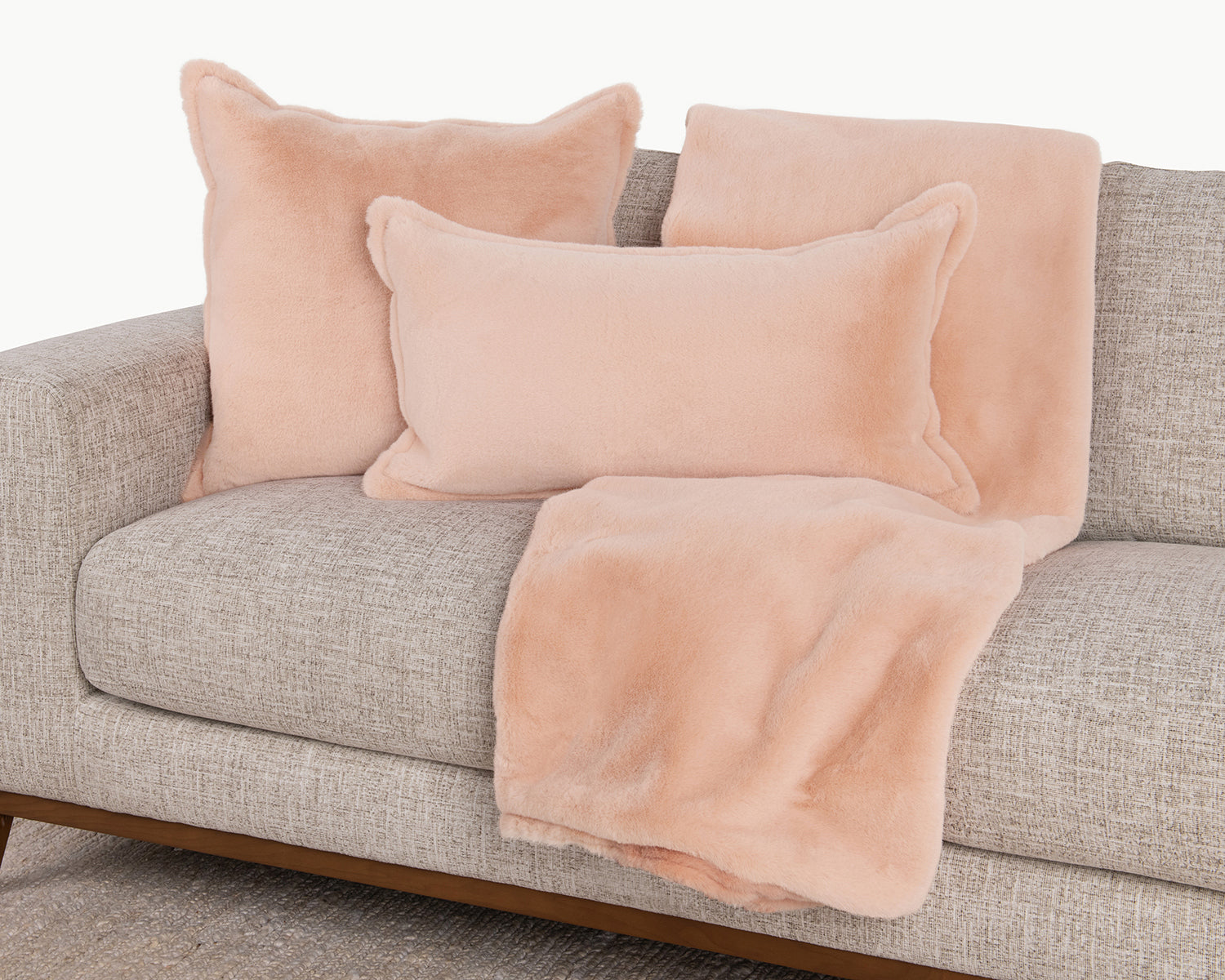 EQ Taiga Faux Fur Multiple Sizes - Peach - 22"x22"