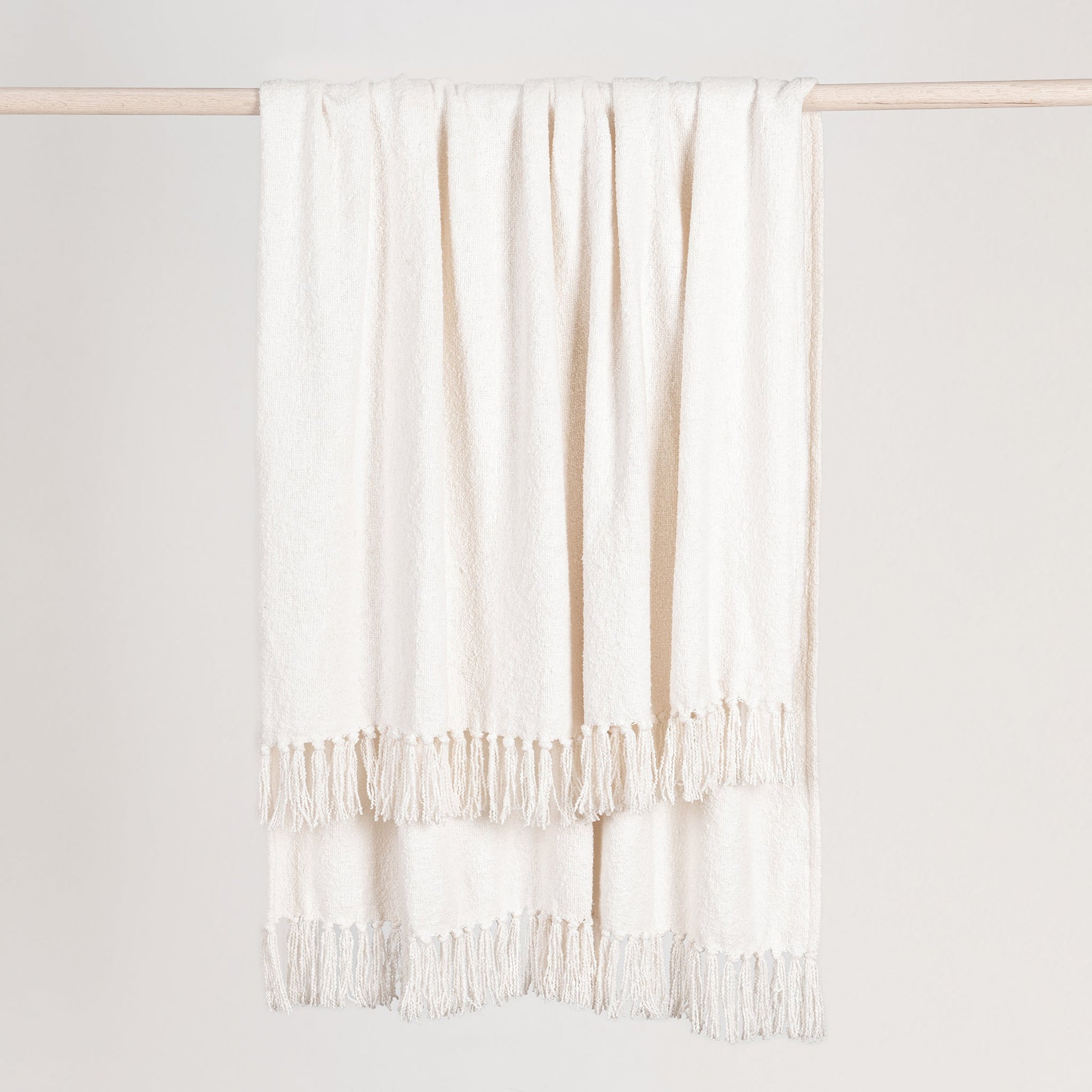 TC Aria Boucle Throw 50x70 - Ivory