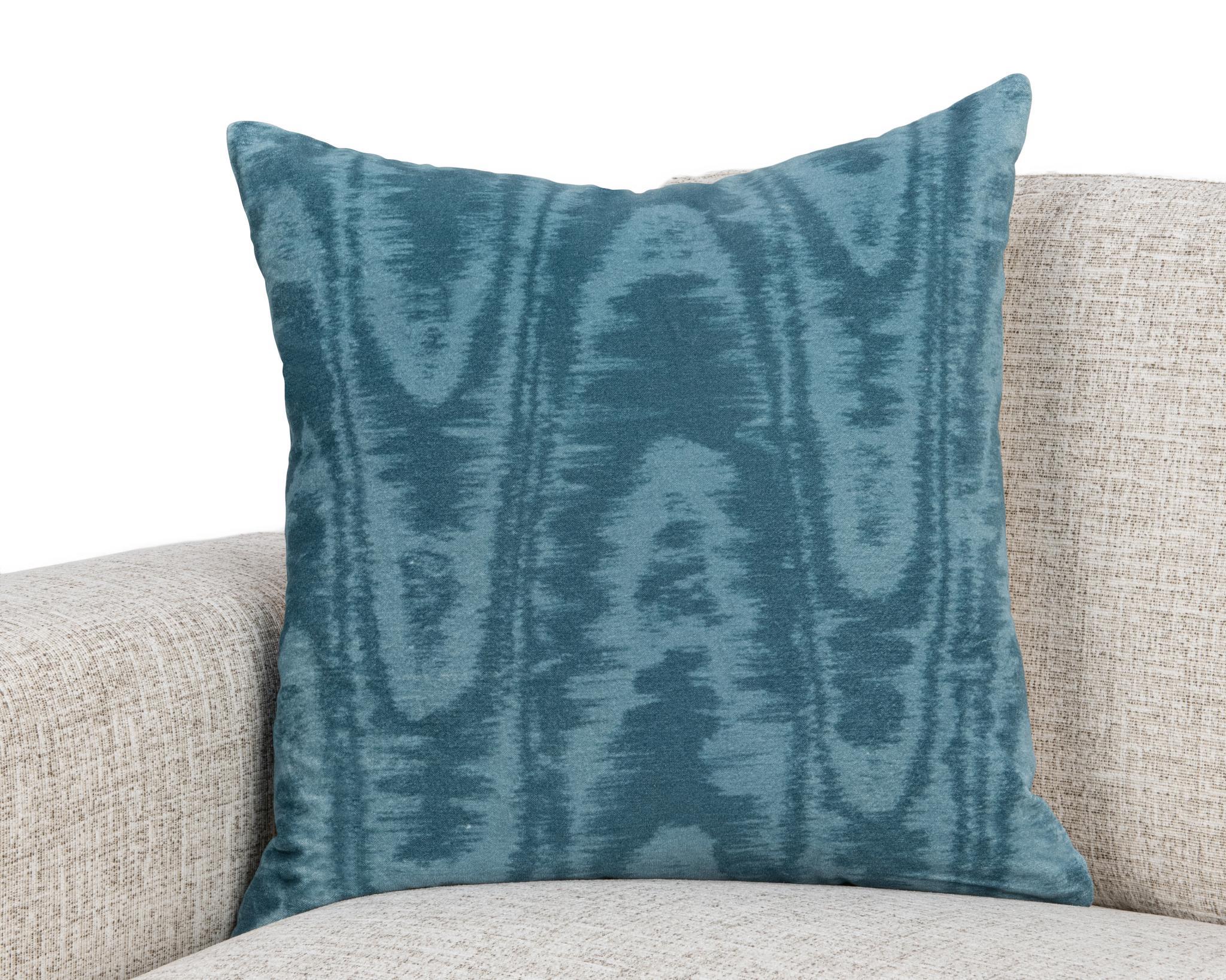 NV Hildene 22x22 - Chambray Blue