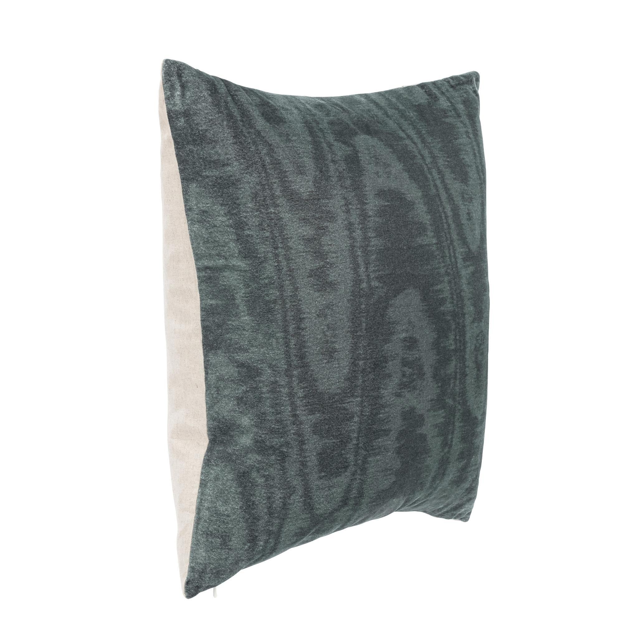 NV Hildene 22x22 - Chambray Blue