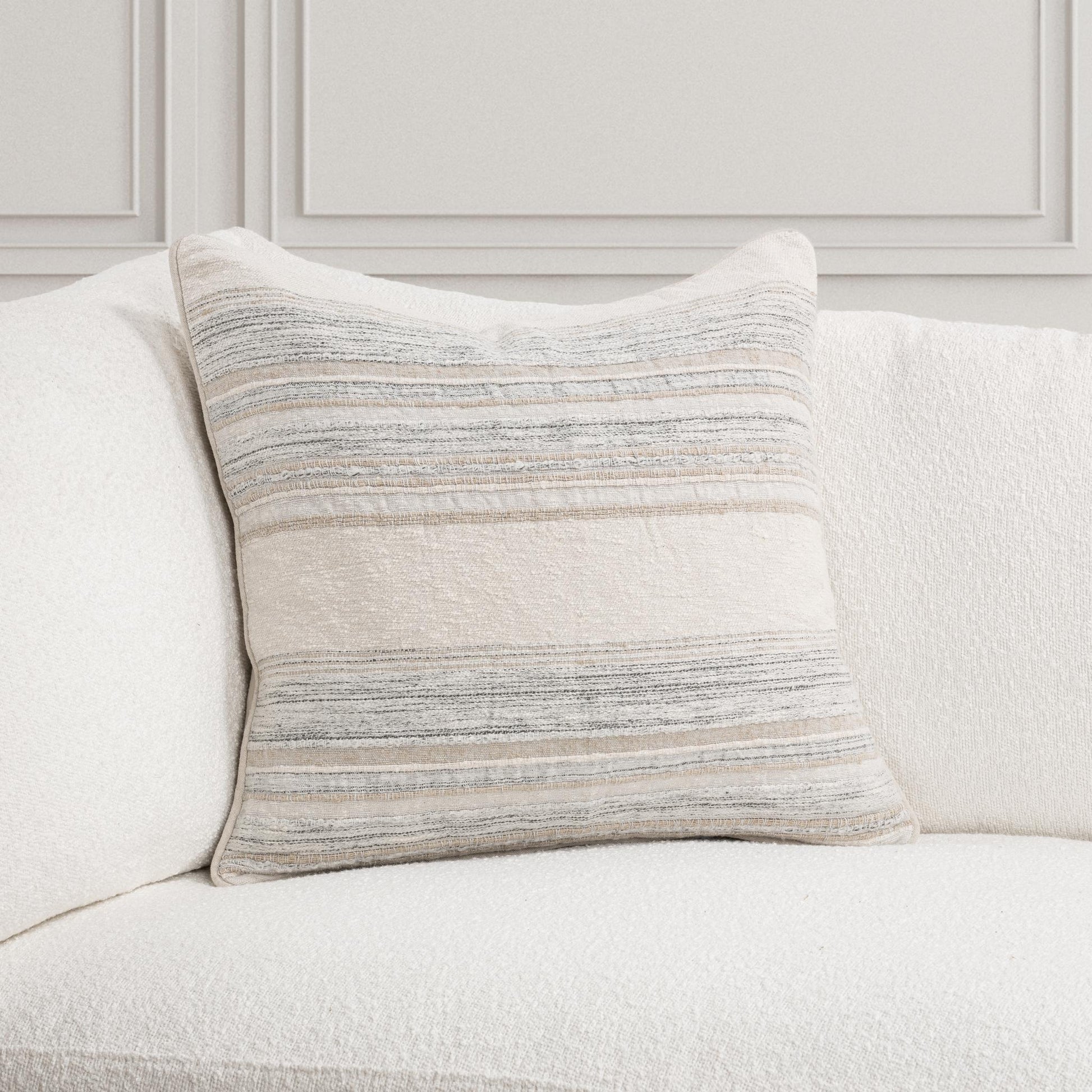TQ Rockport Multi Multiple Sizes - Ivory - 22x22