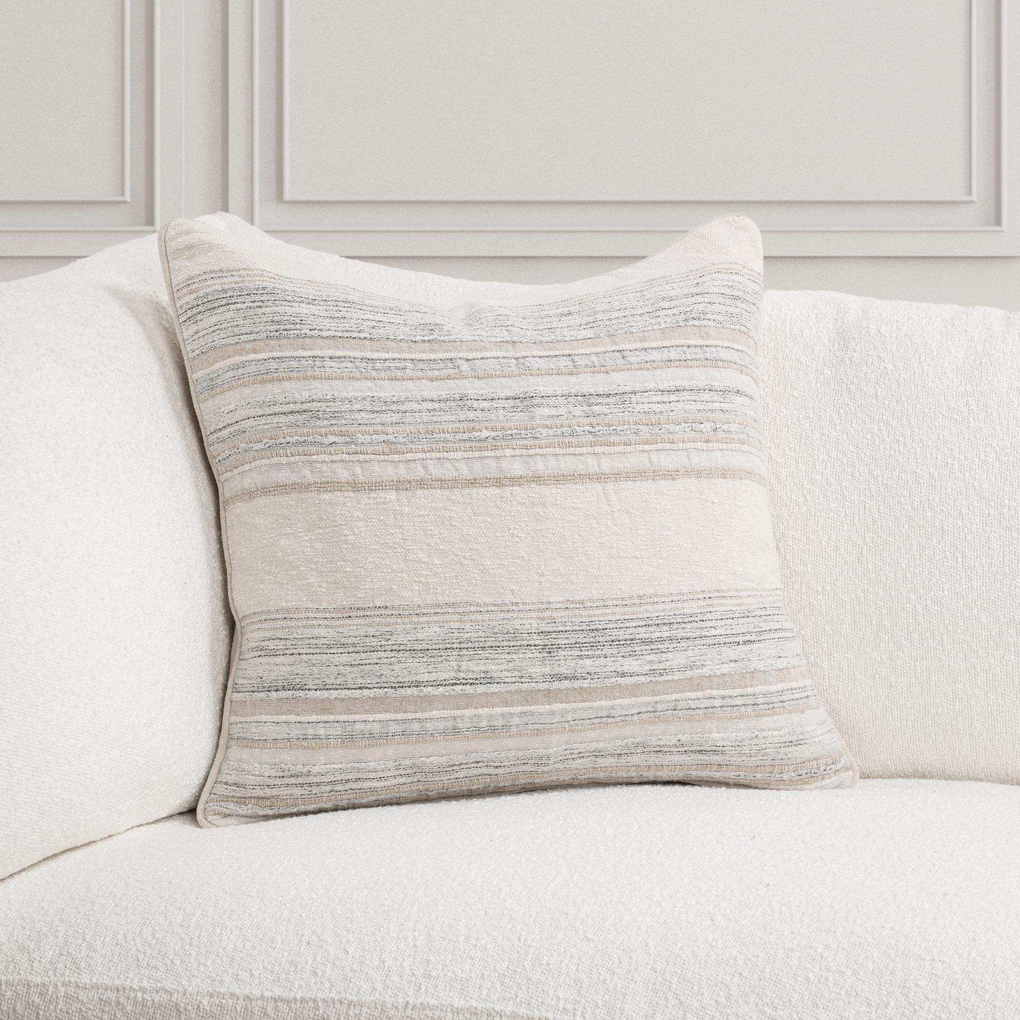 TQ Rockport Multi Multiple Sizes - Ivory - 22x22