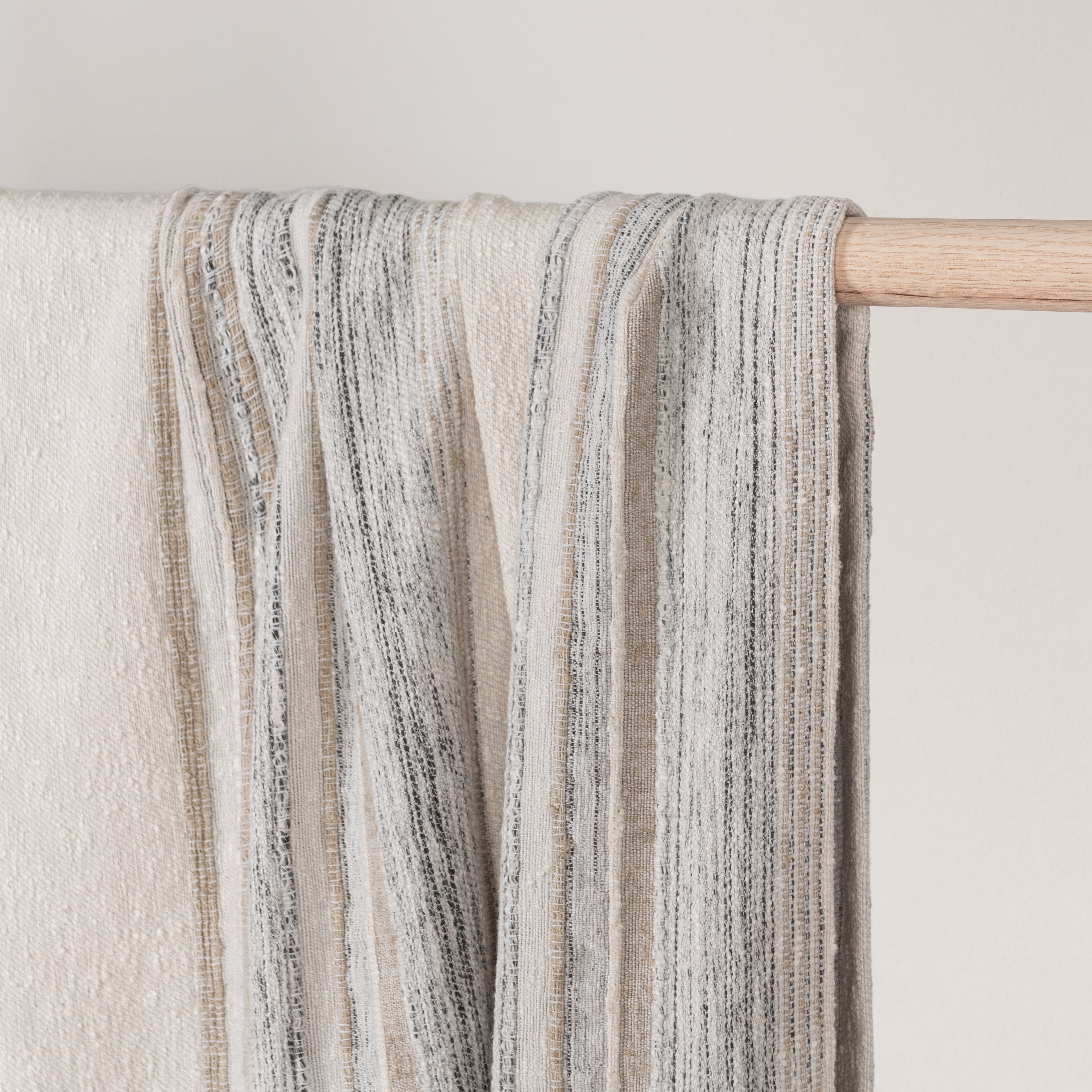 TC Rockport Throw 50x70 - Ivory Multi