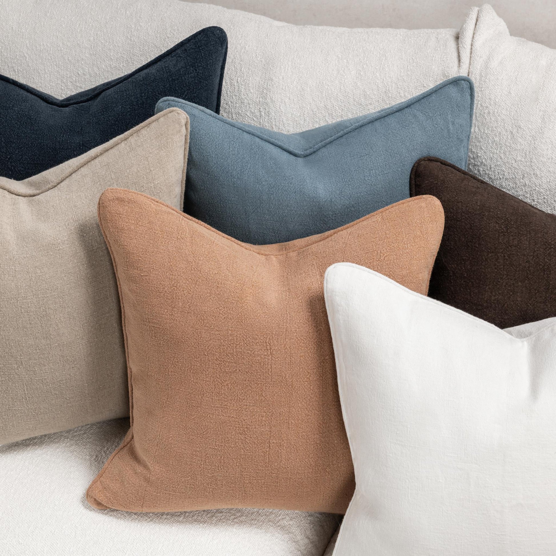 SLD Bedford Linen 22x22 - Ivory