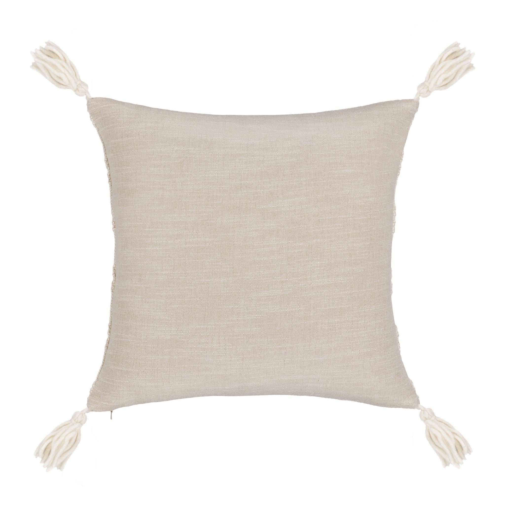 TQ York Multiple Sizes - Natural/Ivory - 22x22