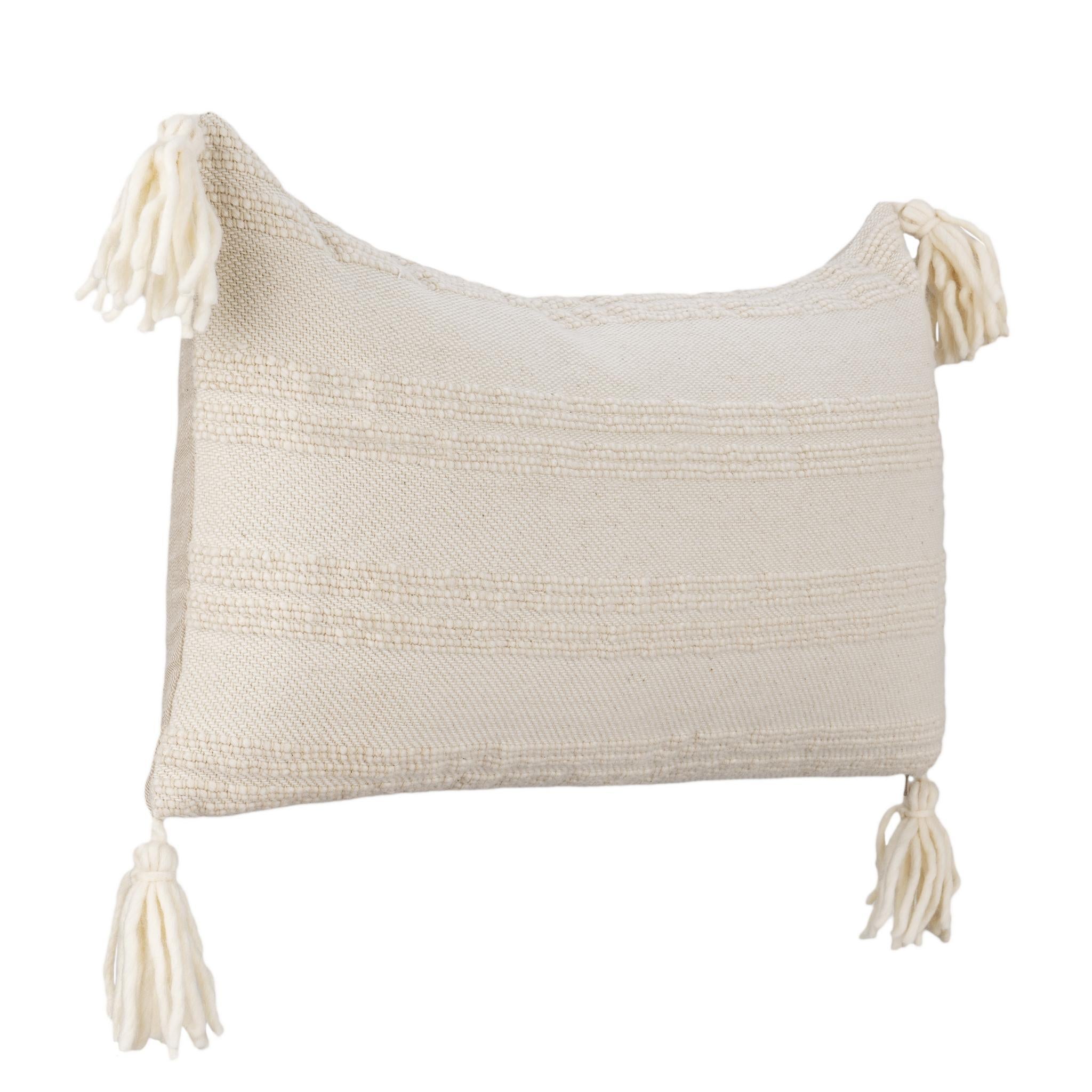 TQ York Multiple Sizes - Natural/Ivory - 22x22