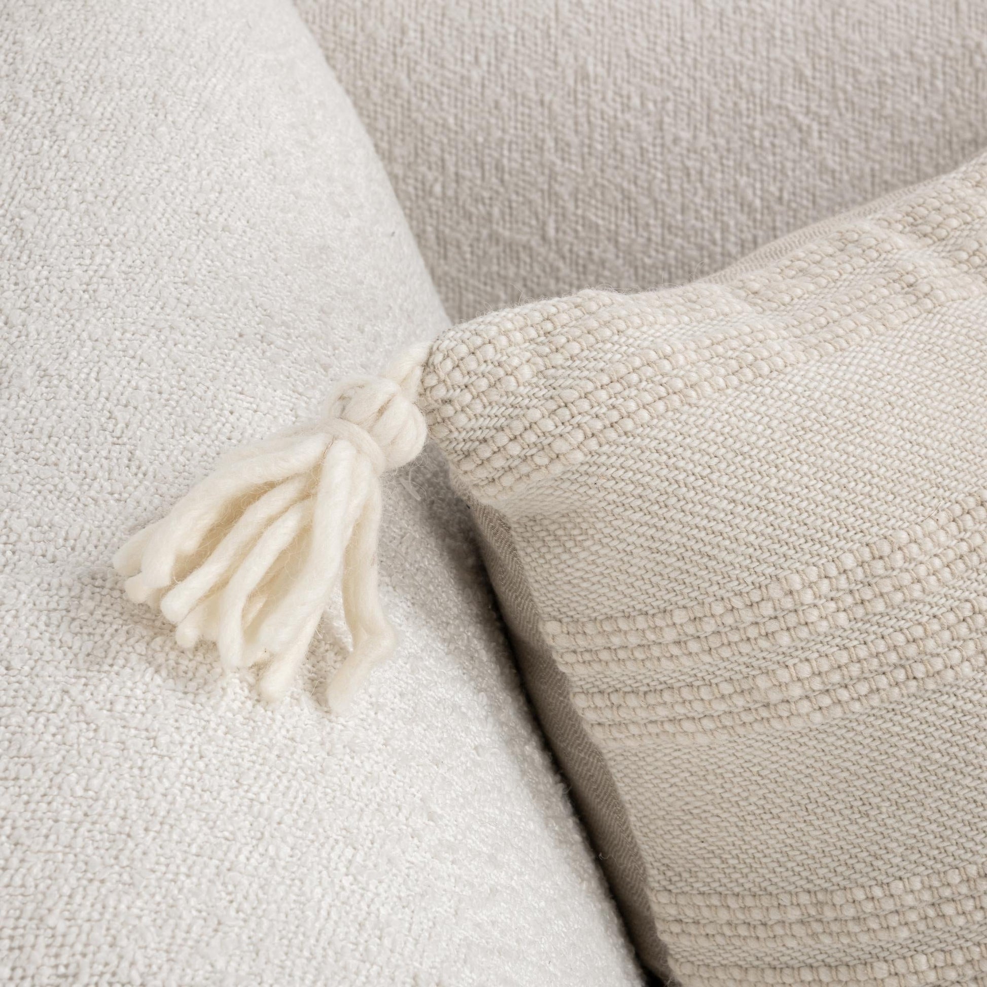 TQ York Multiple Sizes - Natural/Ivory - 22x22