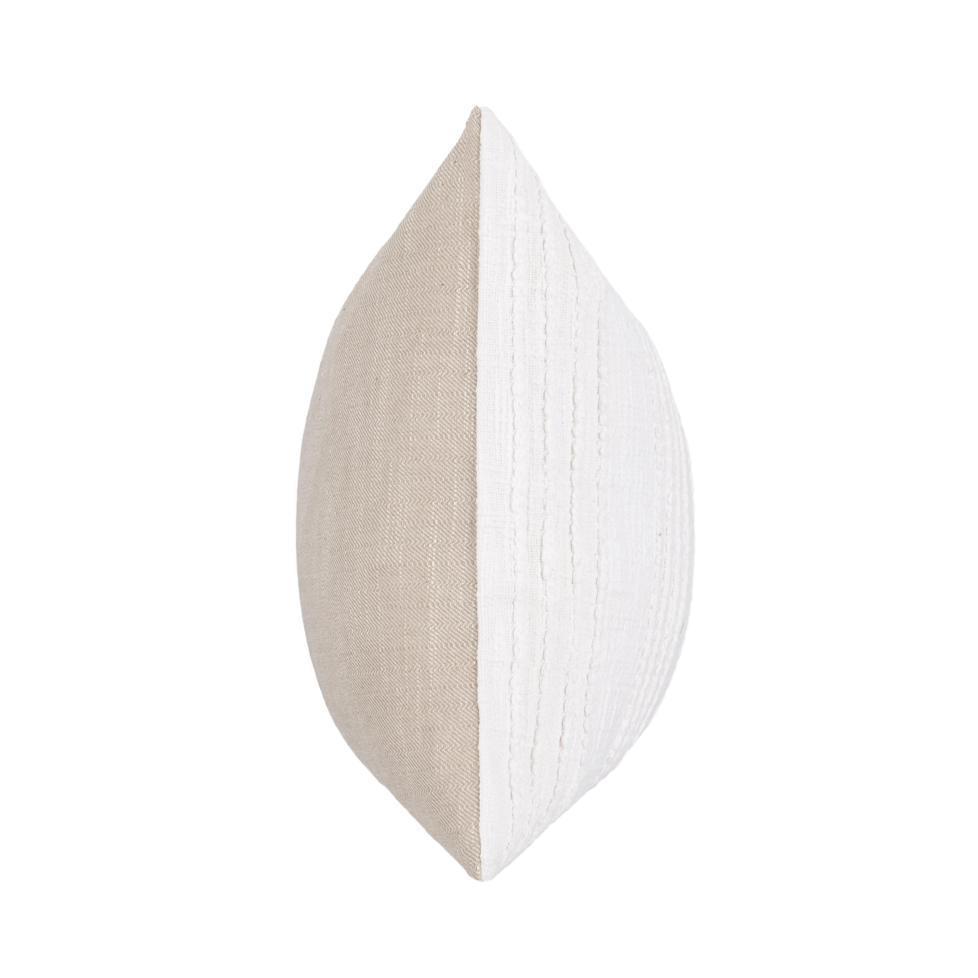 SLD Gratitude Multiple Sizes - White - 22x22