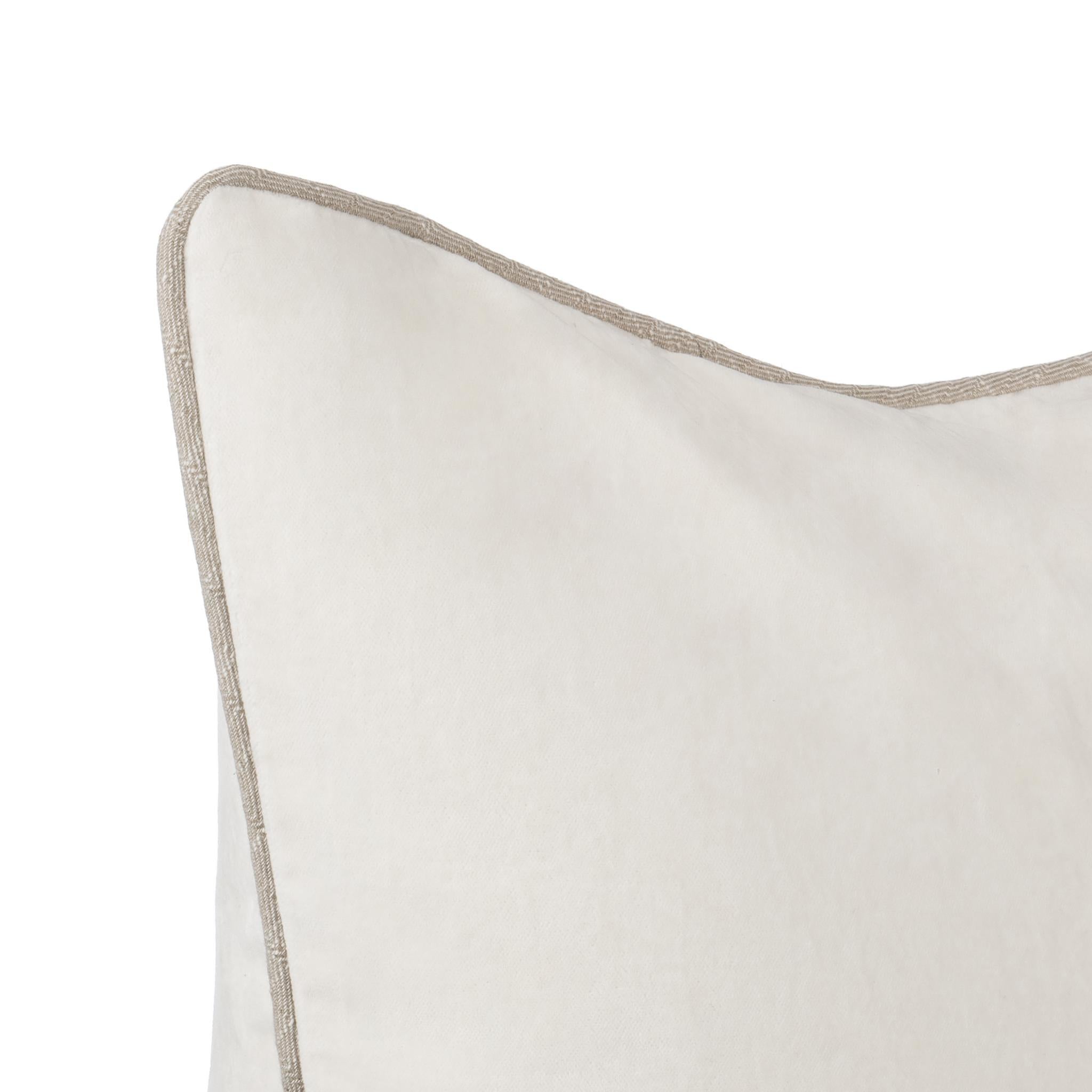 SLD Heirloom Velvet Multiple Sizes - Ivory - 18"x18"
