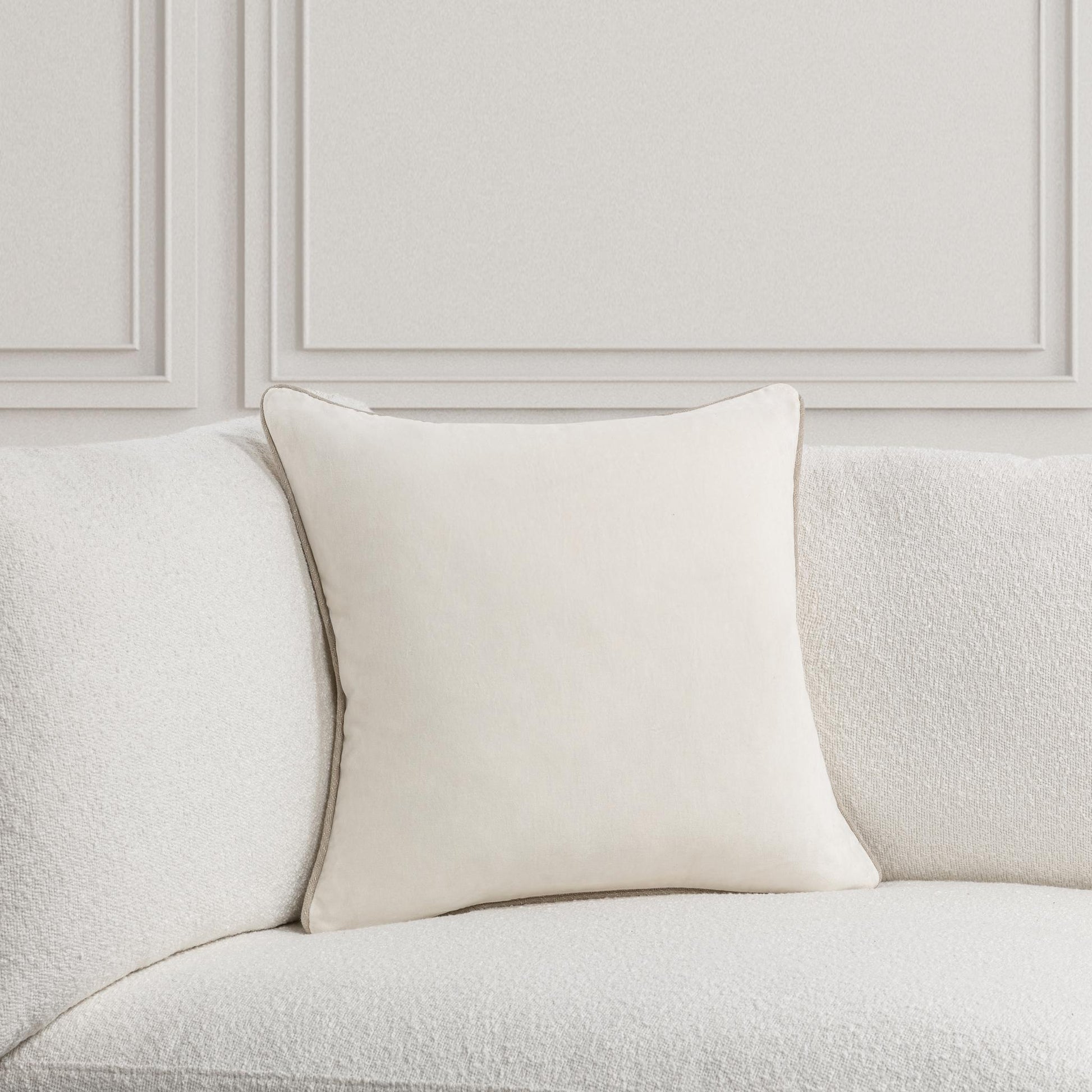 SLD Heirloom Velvet Multiple Sizes - Ivory - 18"x18"