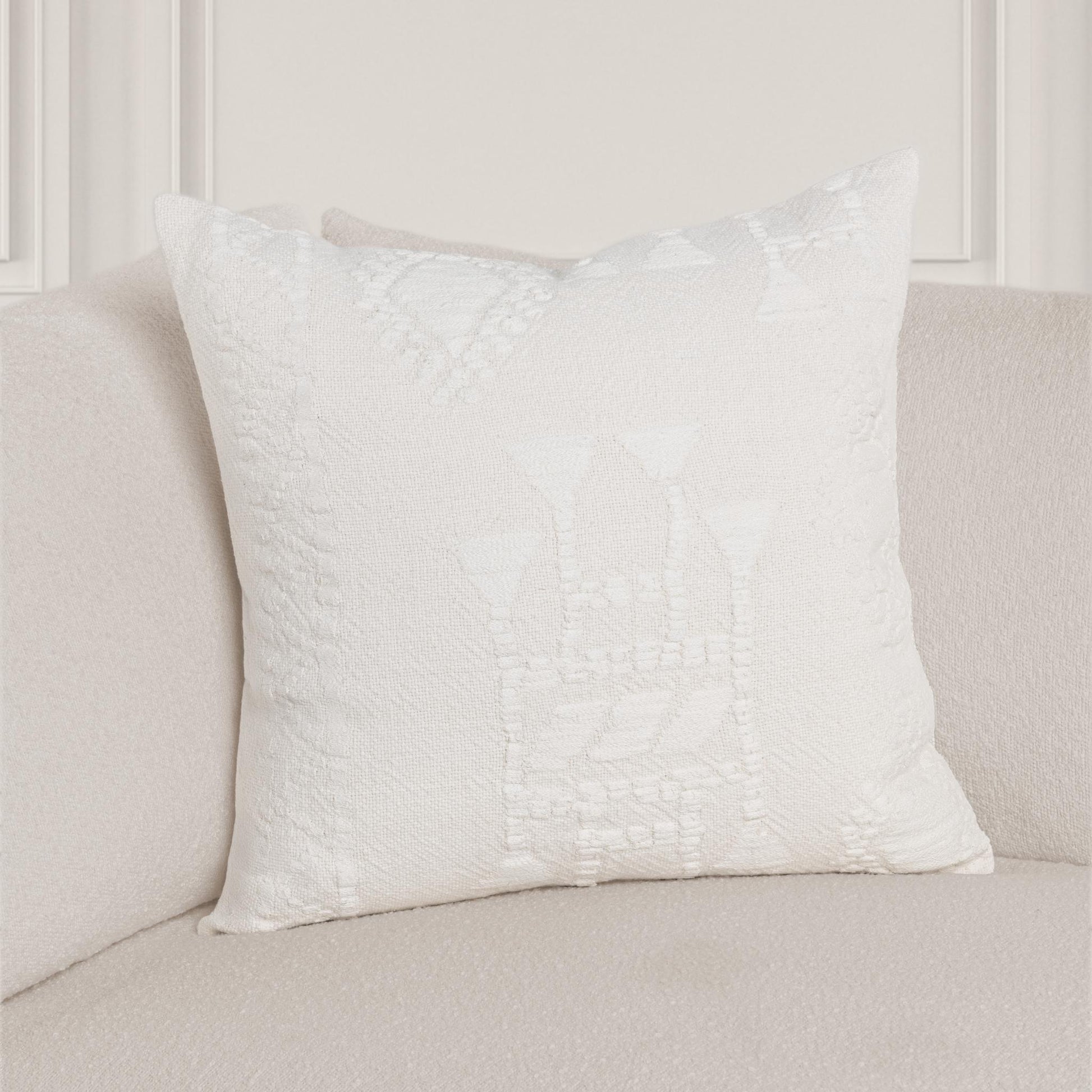 LN Abbey 22x22 - Ivory