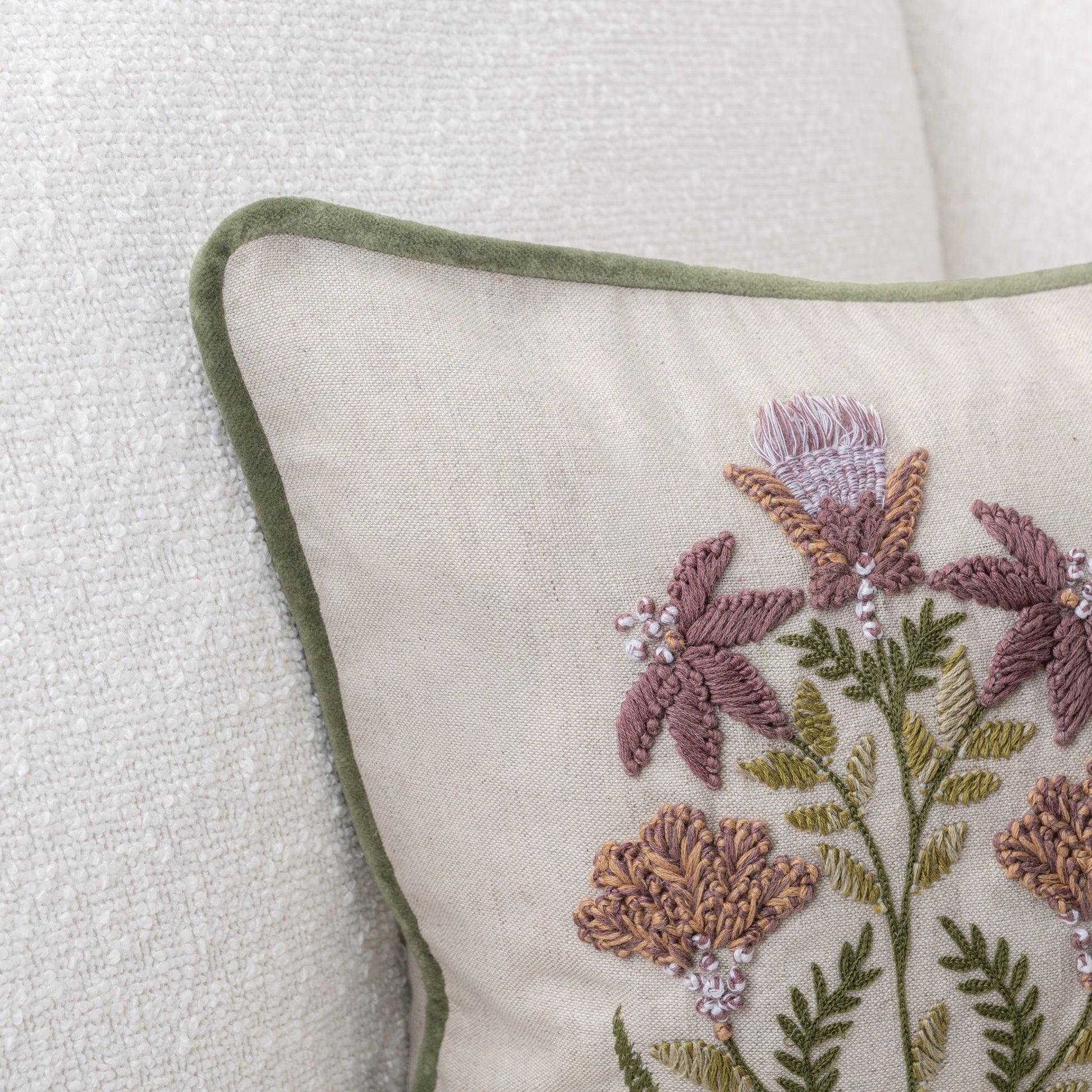 TD Belcourt Floral Multi 14x26 - Olive Green