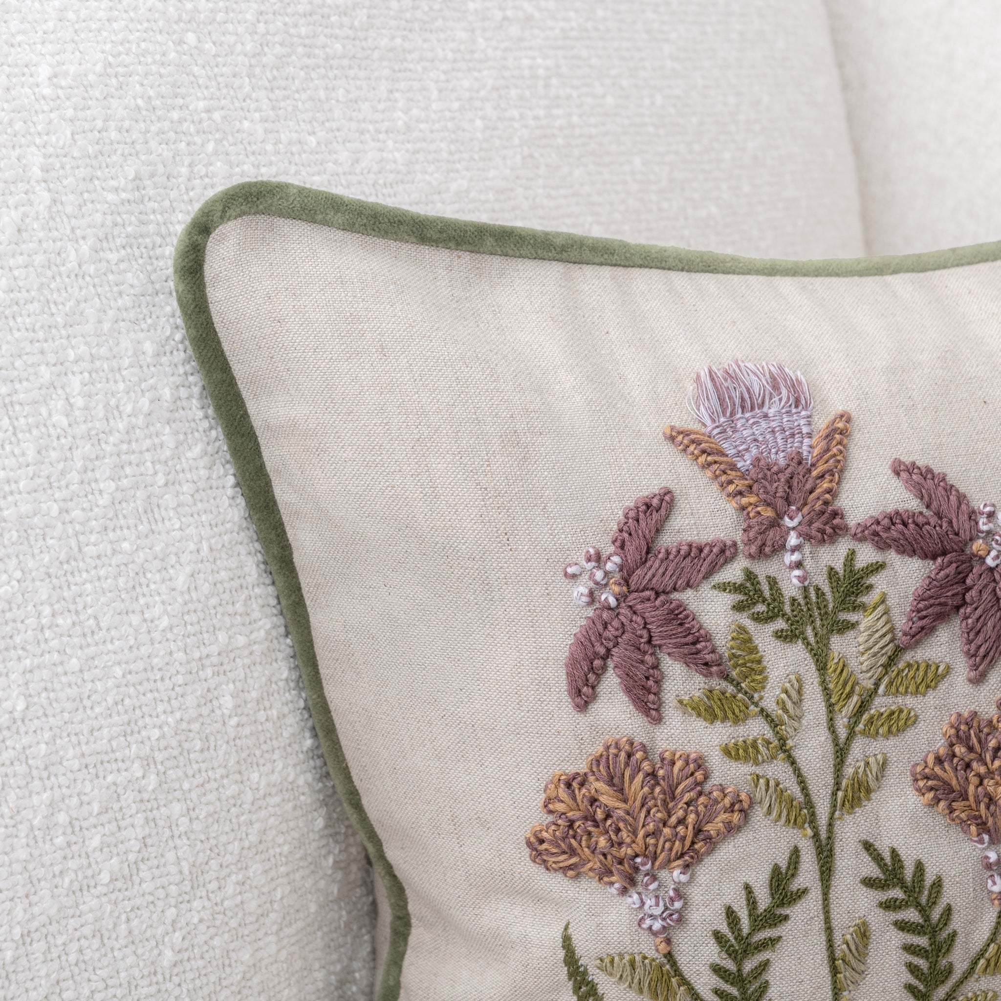 TD Belcourt Floral Multi 14x26 - Olive Green