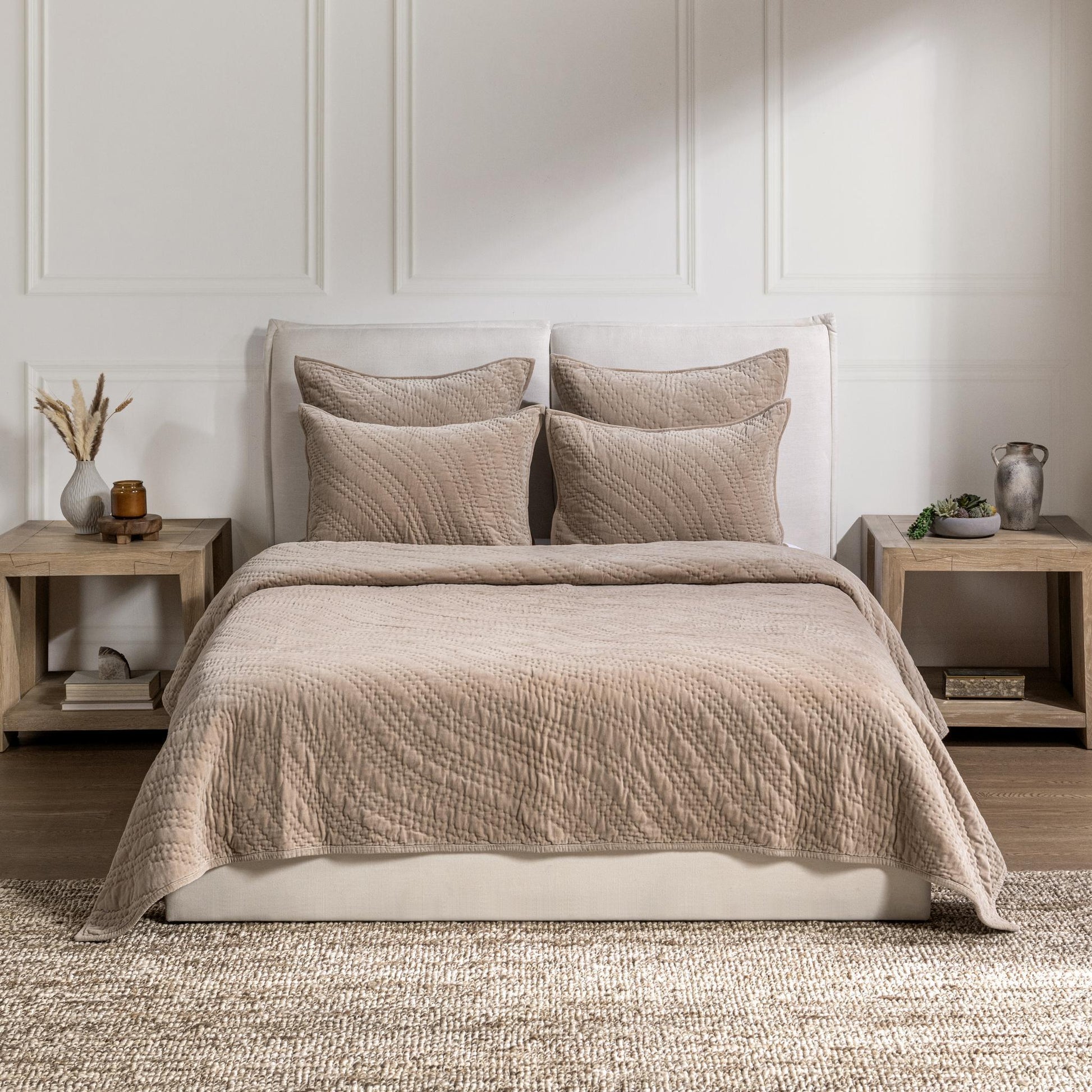 Elms Velvet Quilt Collection - Velvet Pebble - King / Set