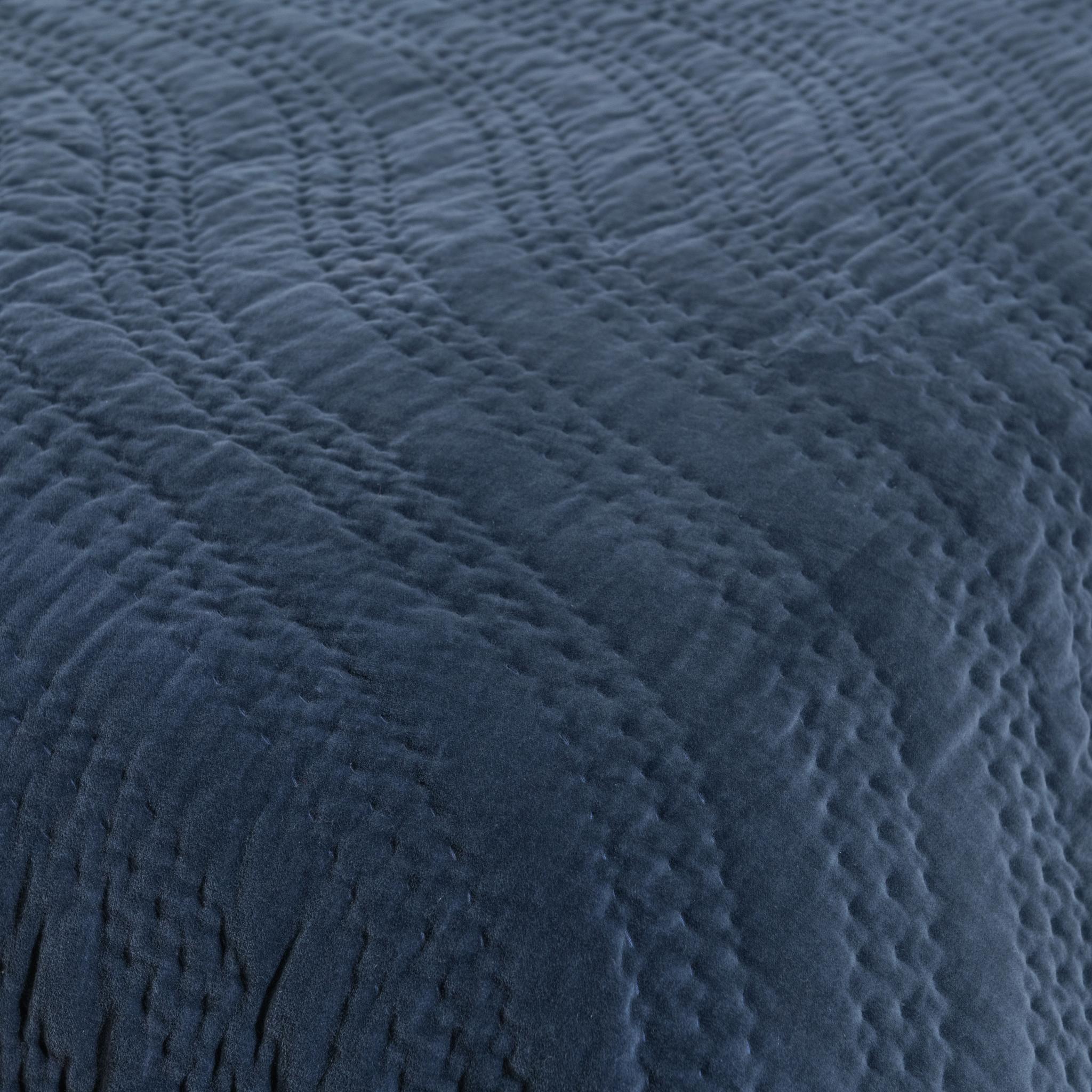 Elms Velvet Quilt Collection - Crisp Blue - King / Set