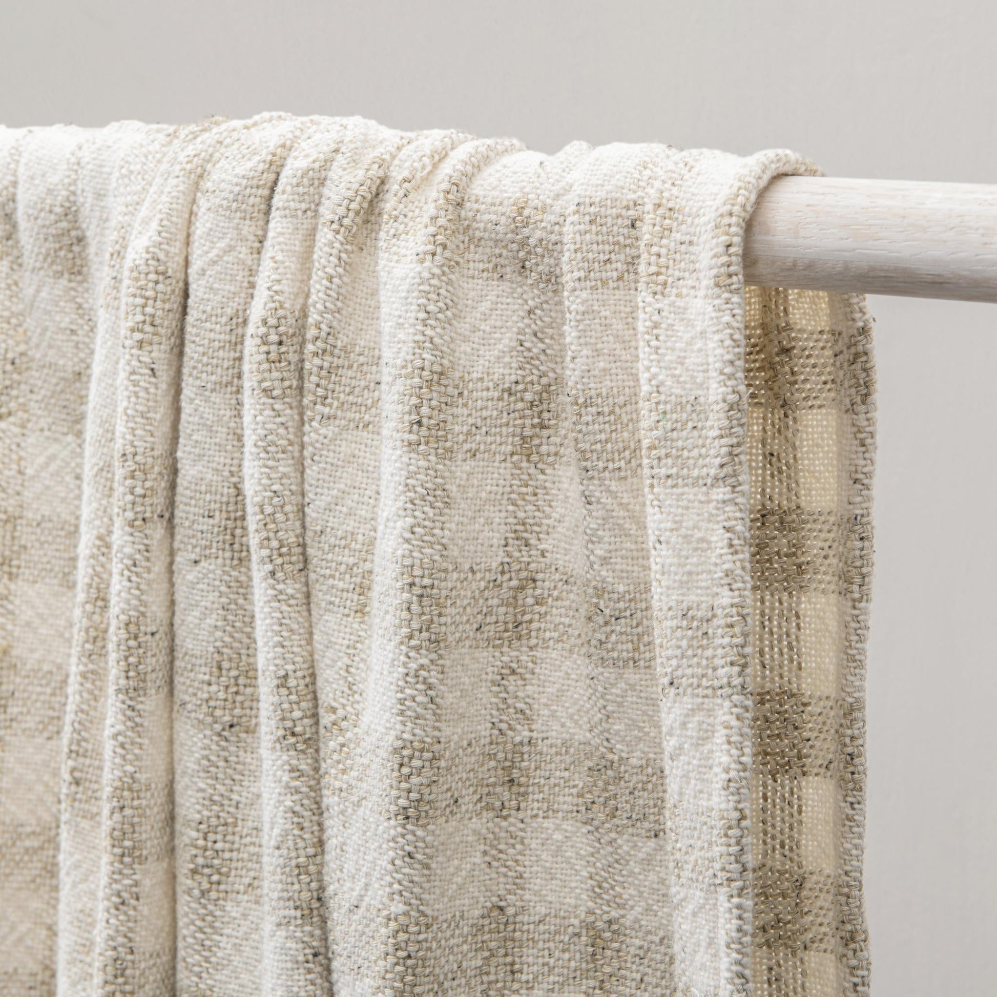 TC Sari Throw 50x70 - Natural/Ivory